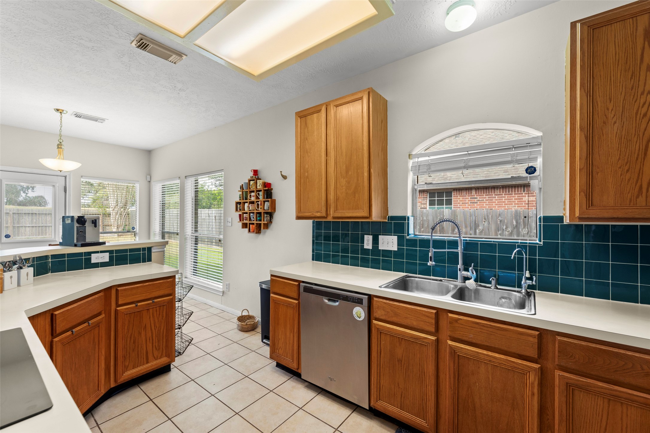 522 High Meadows Drive, Sugar Land, TX 77479