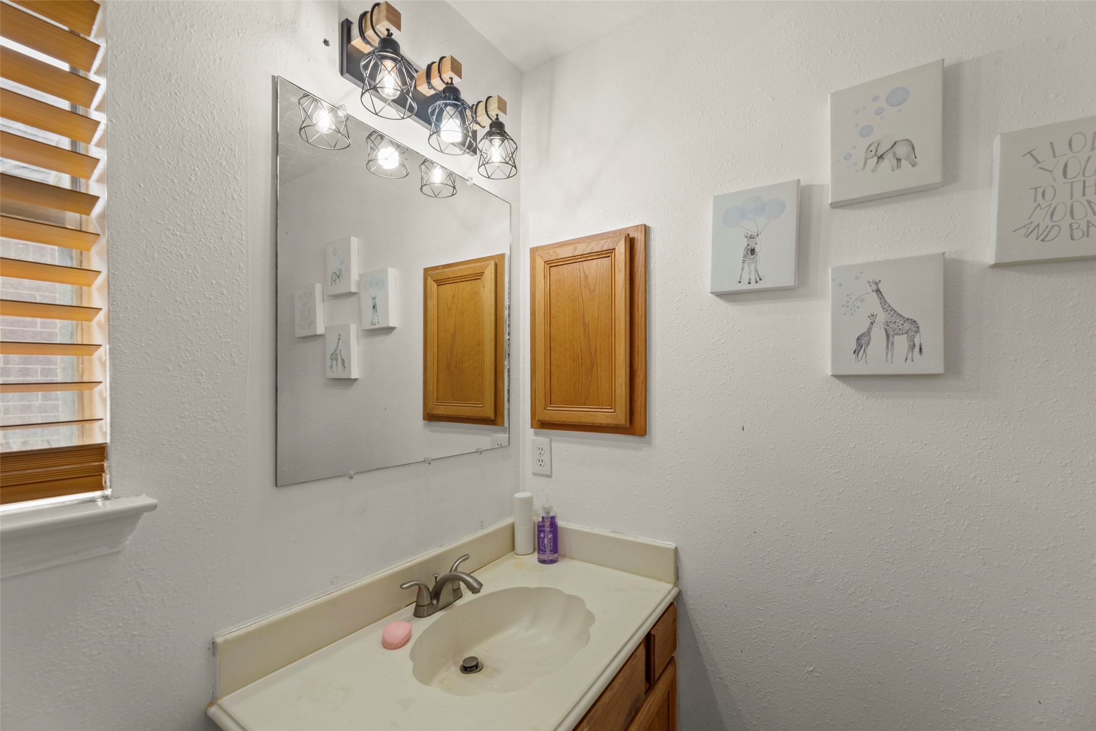 522 High Meadows Drive, Sugar Land, TX 77479