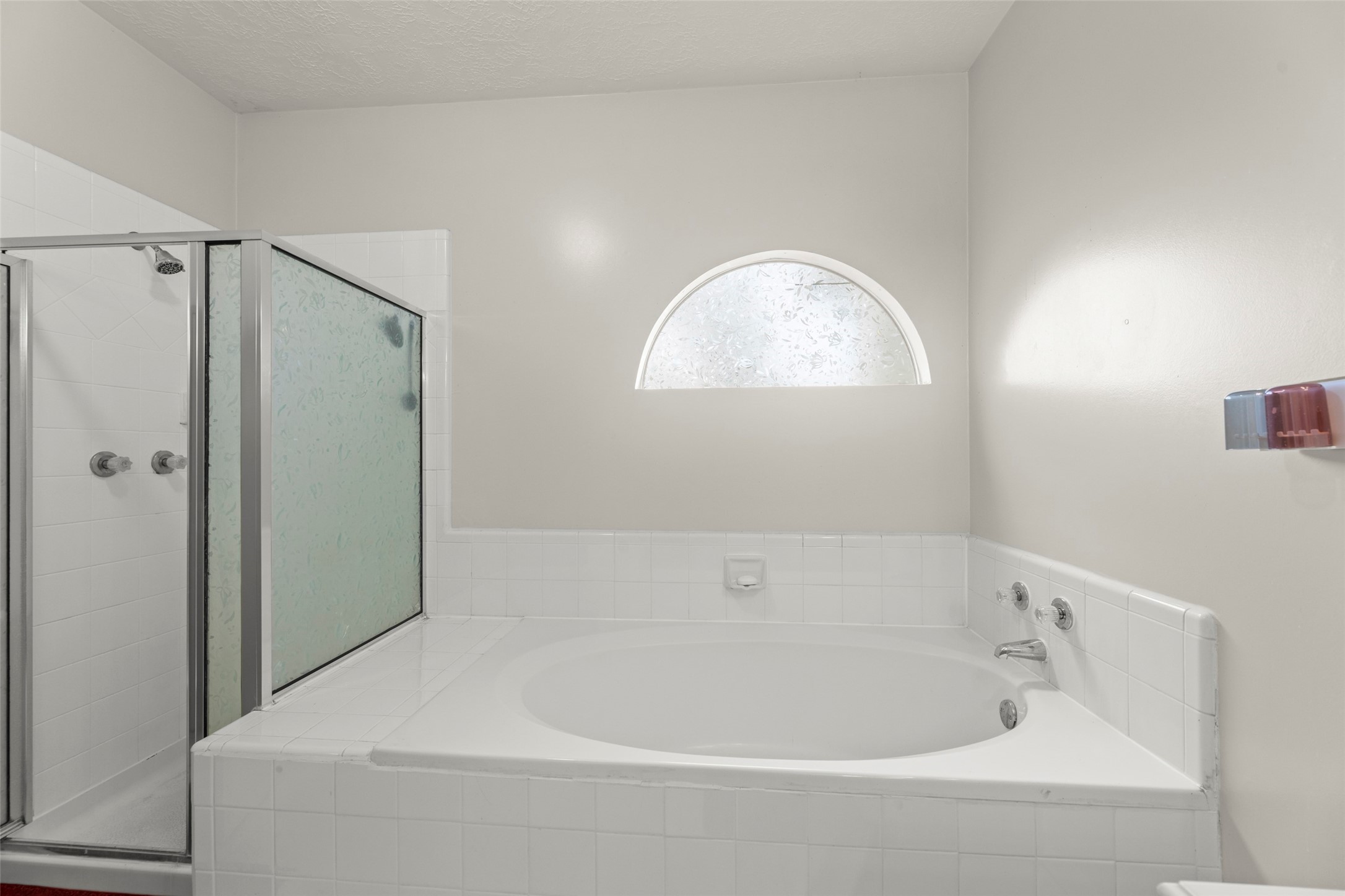 522 High Meadows Drive, Sugar Land, TX 77479
