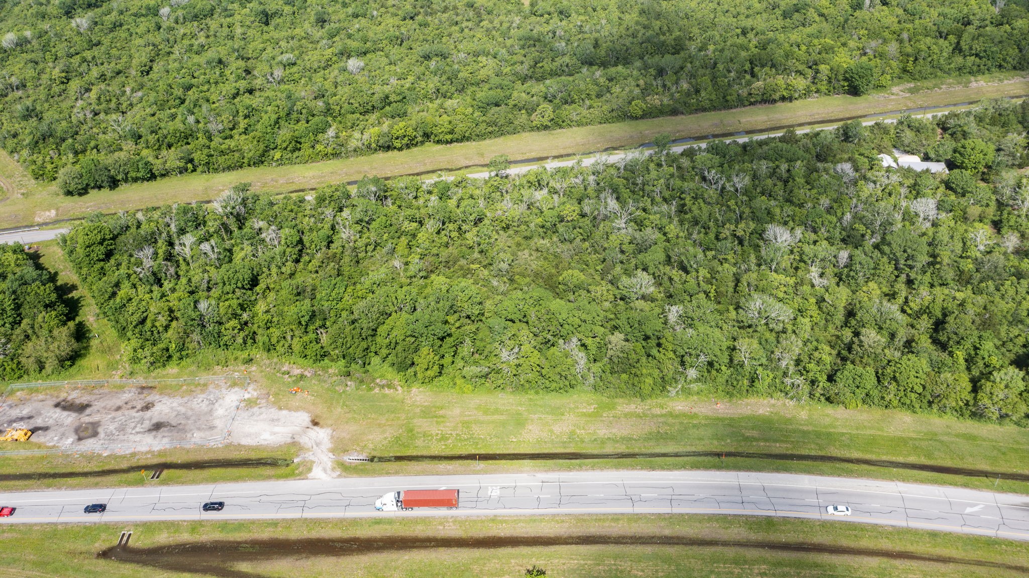 002 Johnston Street, Alvin, TX 77511