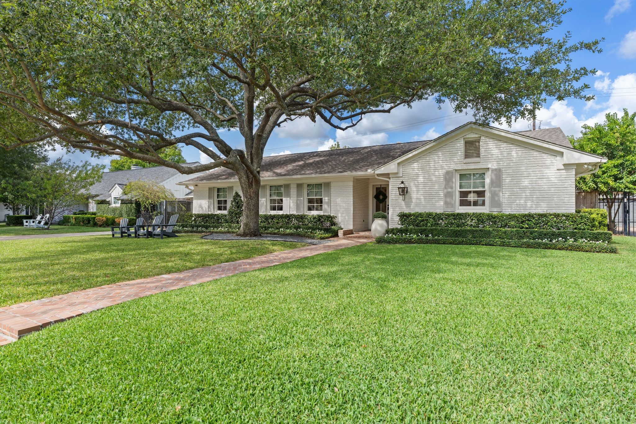 6248 Burgoyne Road, Houston, TX 77057