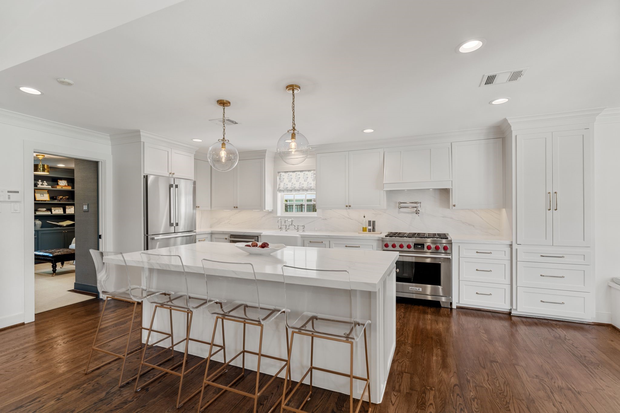 6248 Burgoyne Road, Houston, TX 77057
