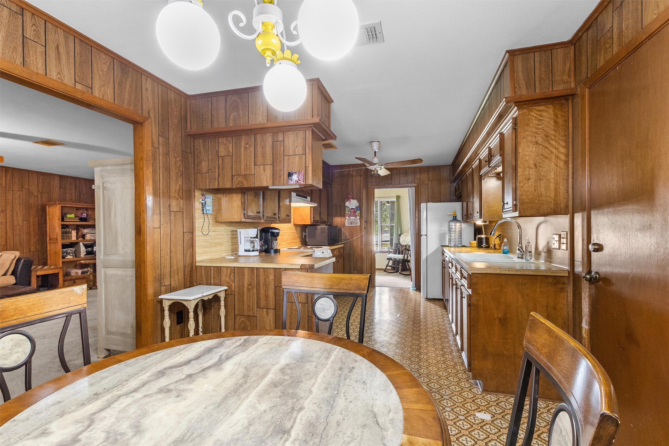 204 Gerald Street, Willis, TX 77378