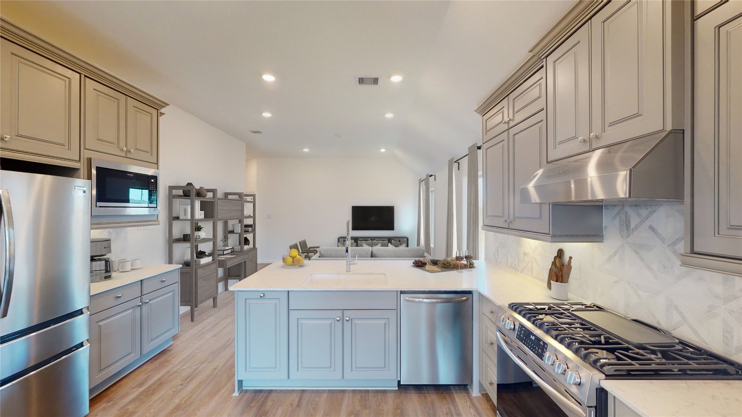2725 Hidden Gold Court, League City, TX 77573