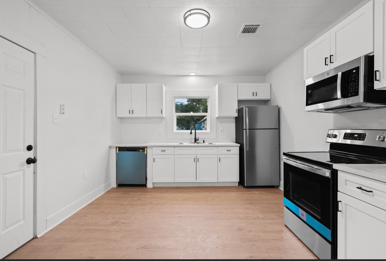 2027 Scott Street, La Marque, TX 77568