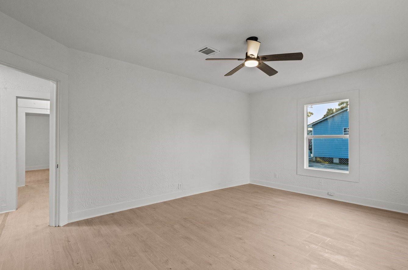 2027 Scott Street, La Marque, TX 77568