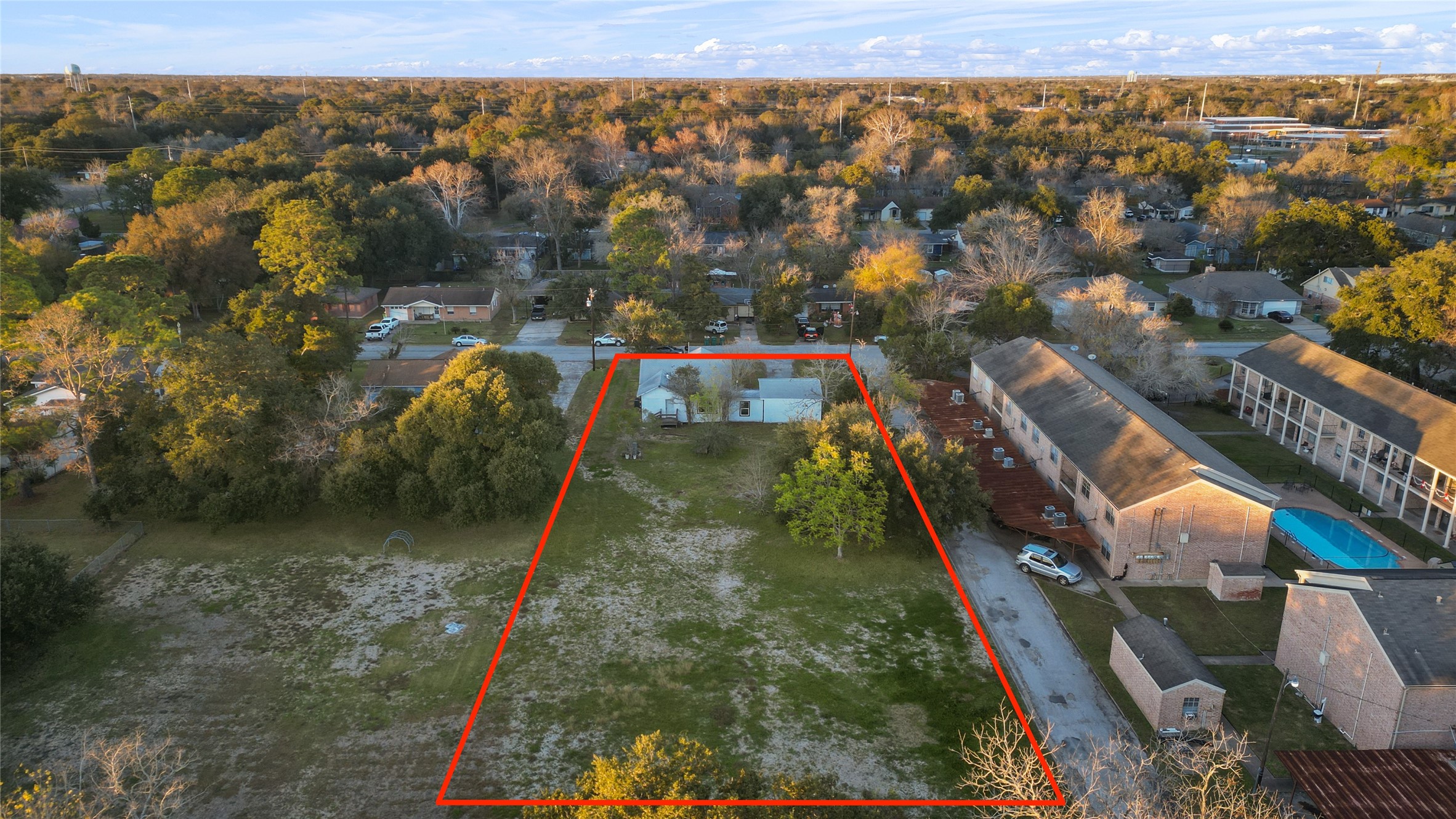 2027 Scott Street, La Marque, TX 77568