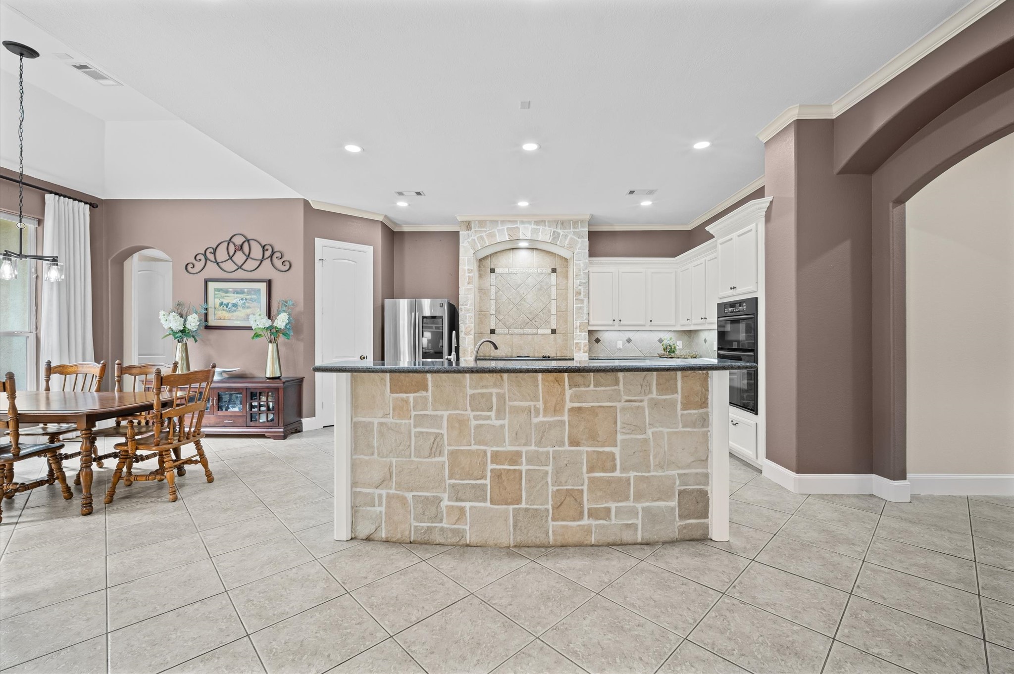 25815 Bridle Creek Drive S, Magnolia, TX 77355