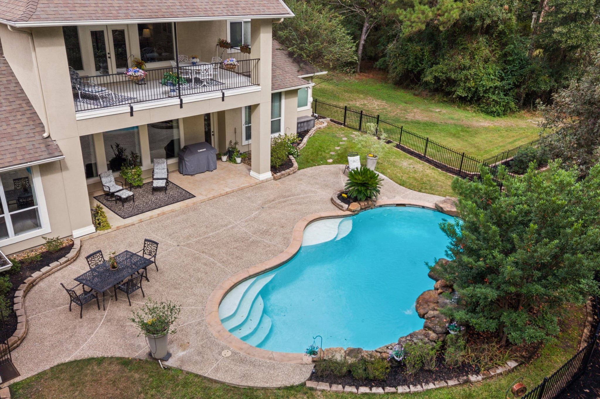 25815 Bridle Creek Drive S, Magnolia, TX 77355