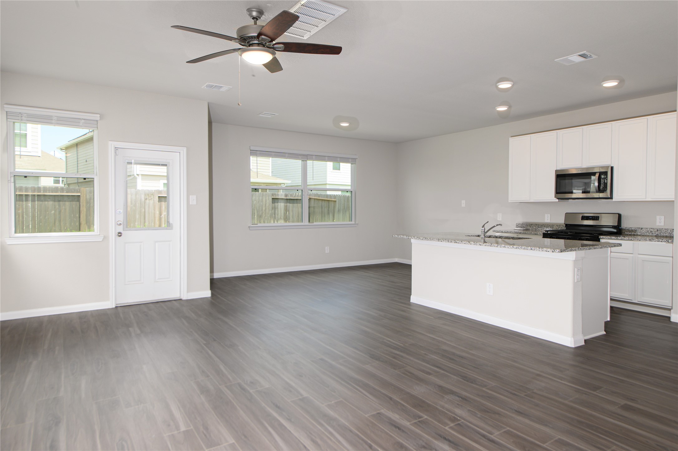 Living/Dinin/Kitchen