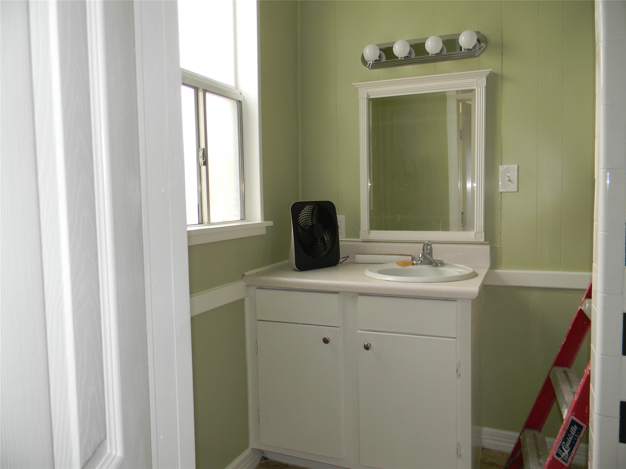 611 St Mary S Boulevard, Galveston, TX 77550