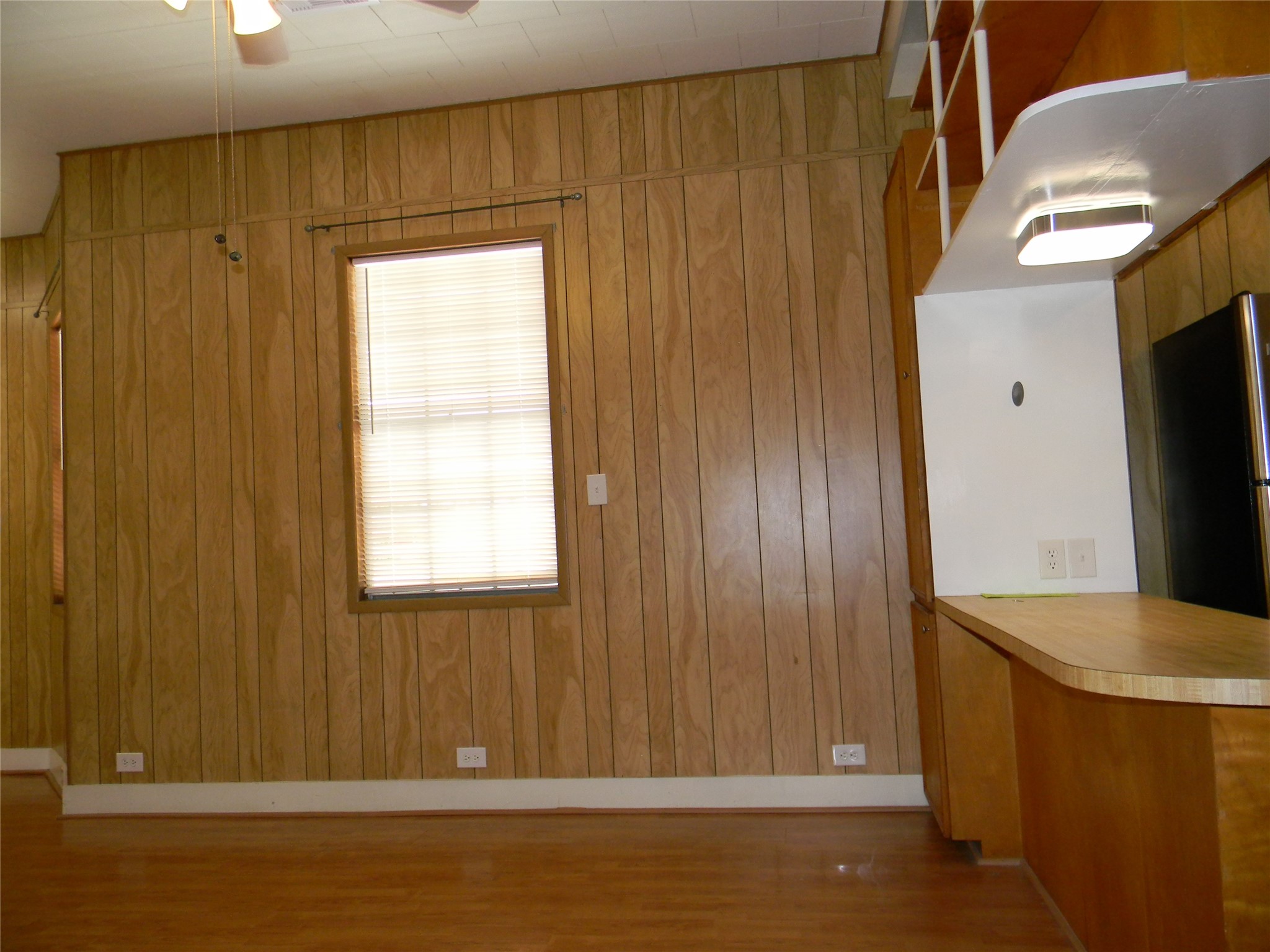 611 St Mary S Boulevard, Galveston, TX 77550