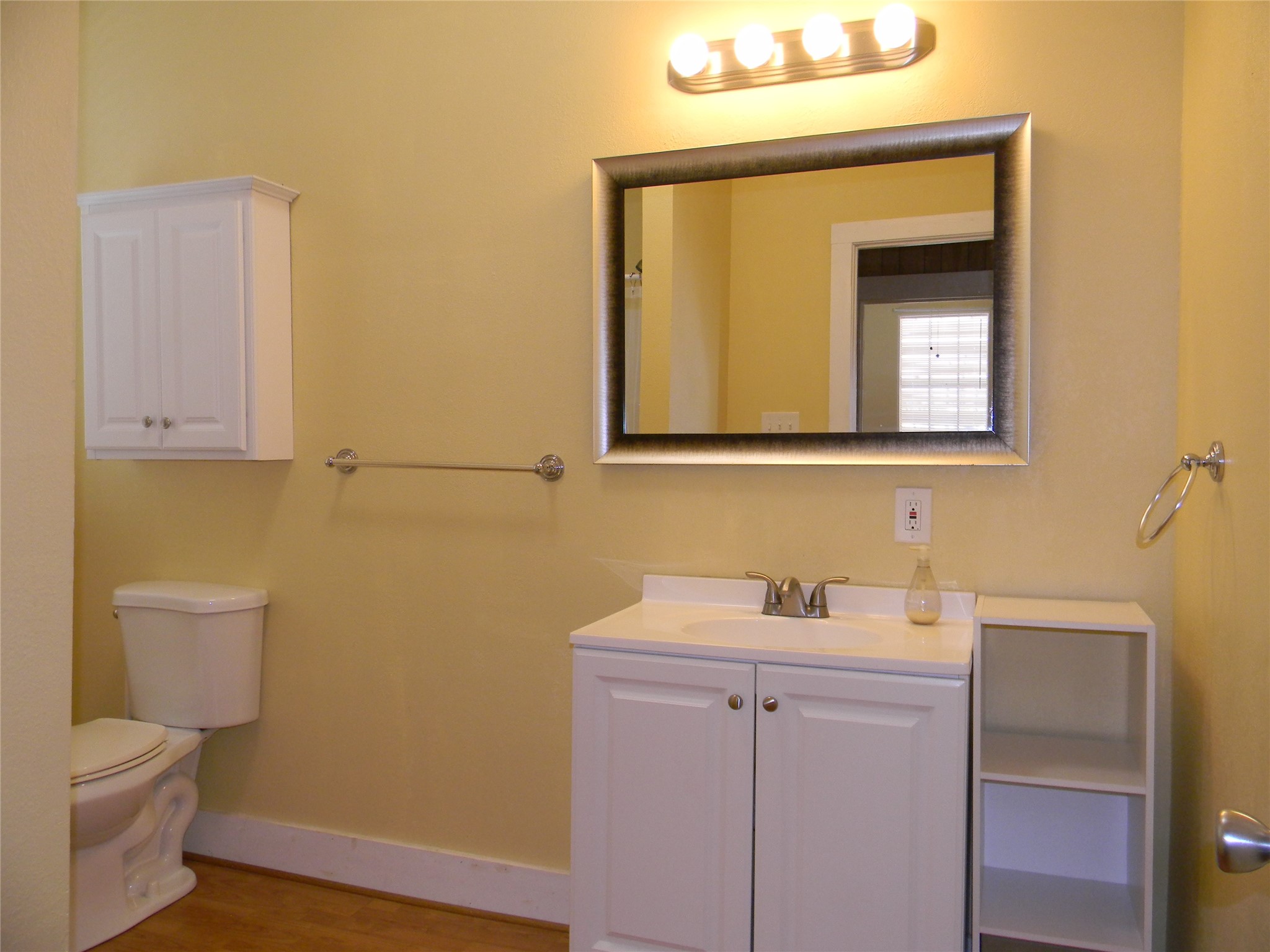 611 St Mary S Boulevard, Galveston, TX 77550