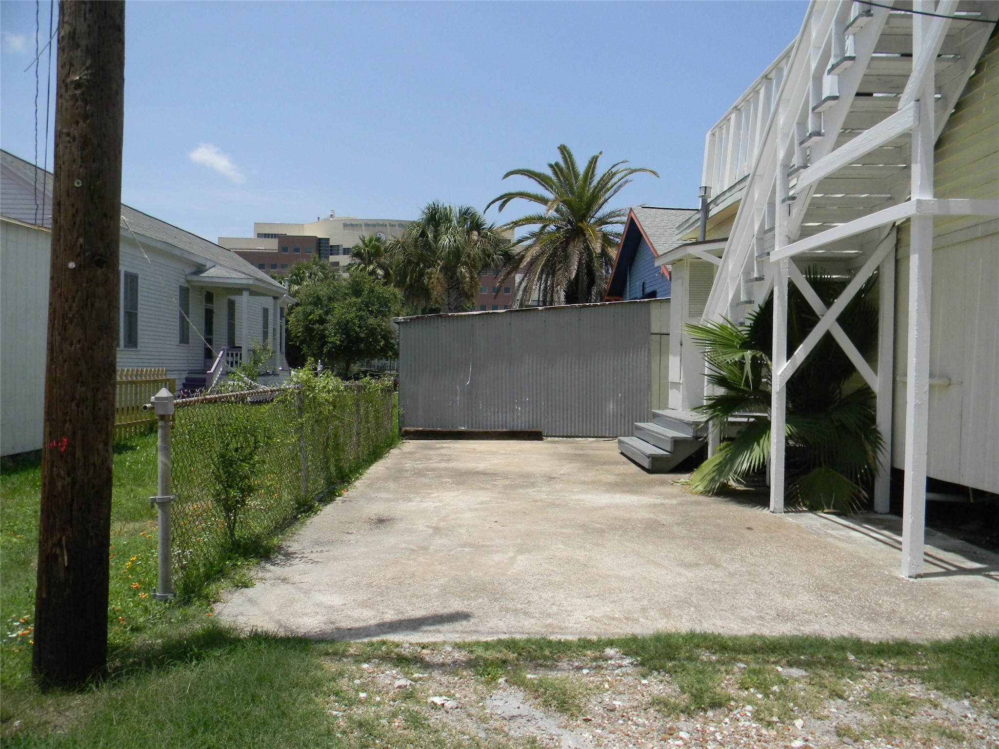 611 St Mary S Boulevard, Galveston, TX 77550