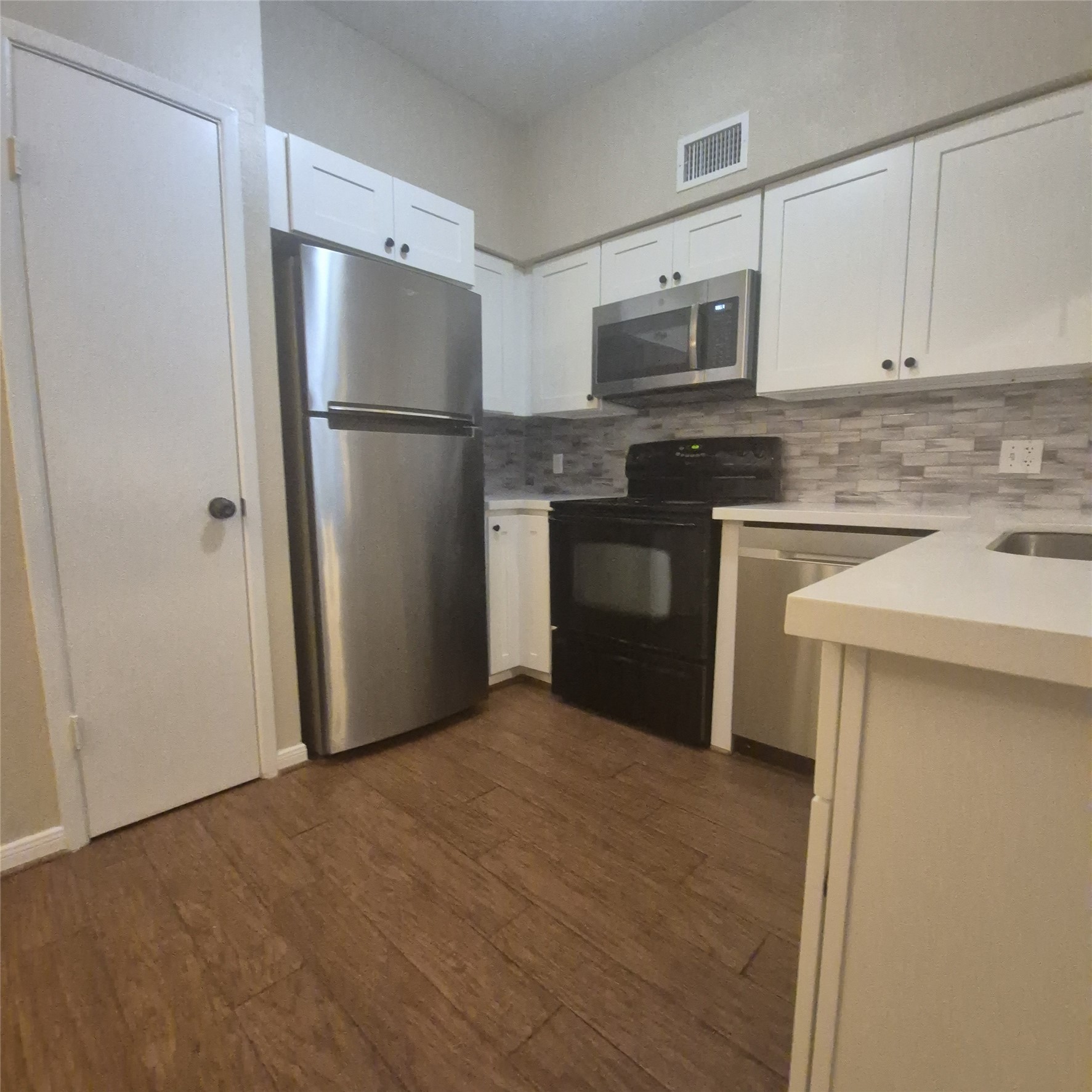 Kitchen view from livingroom