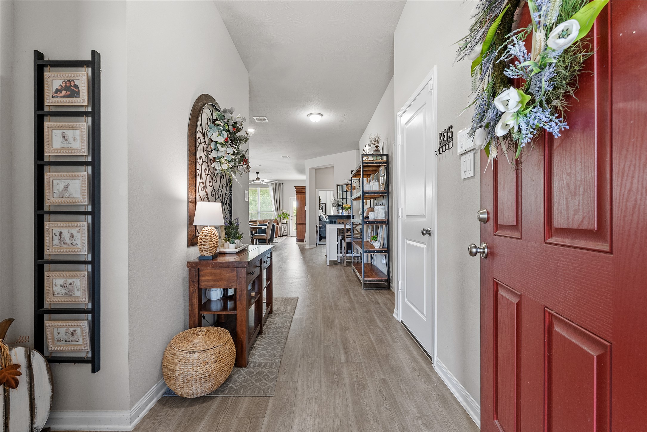 8213 Ocean Jasper Lane, Texas City, TX 77591