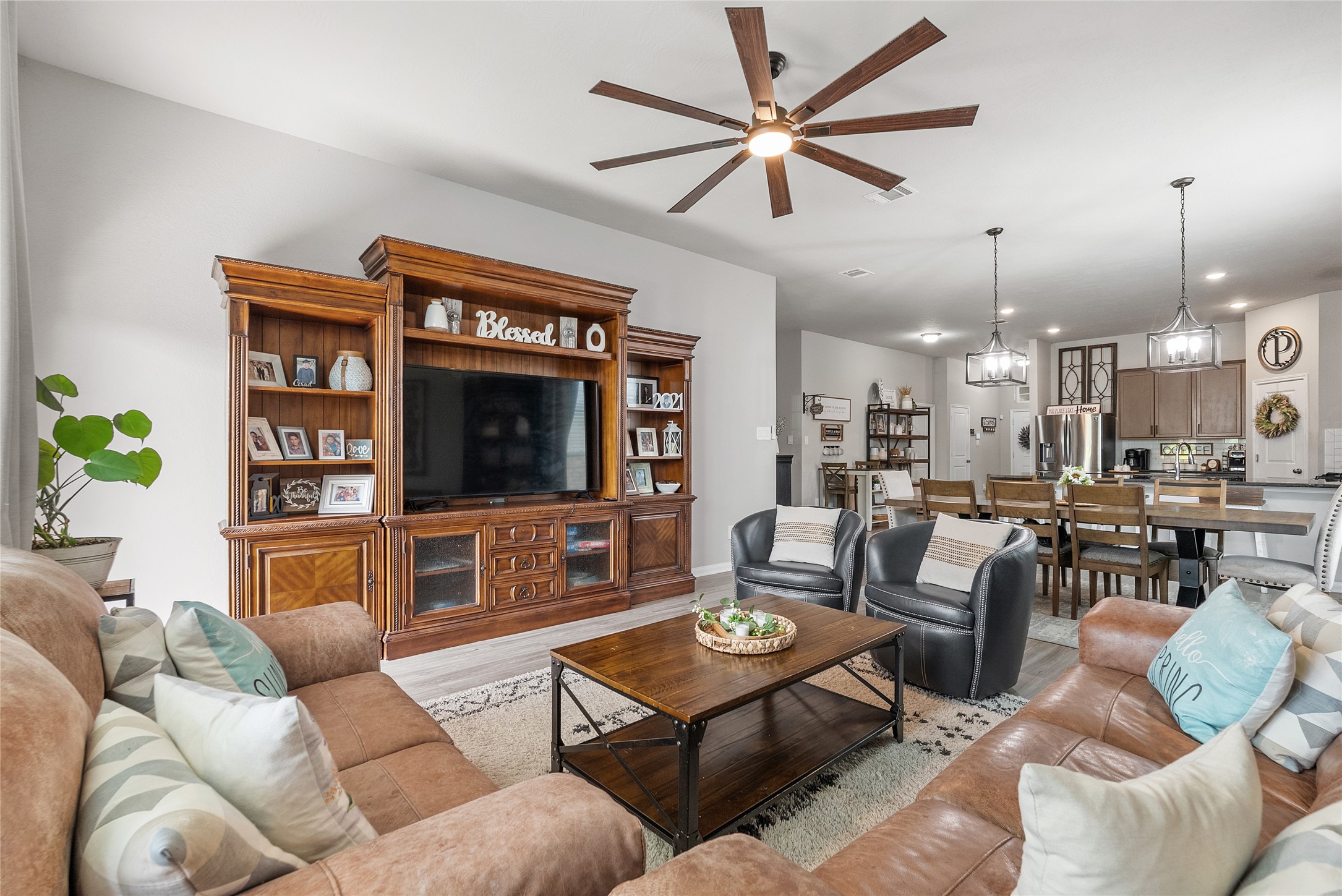 8213 Ocean Jasper Lane, Texas City, TX 77591
