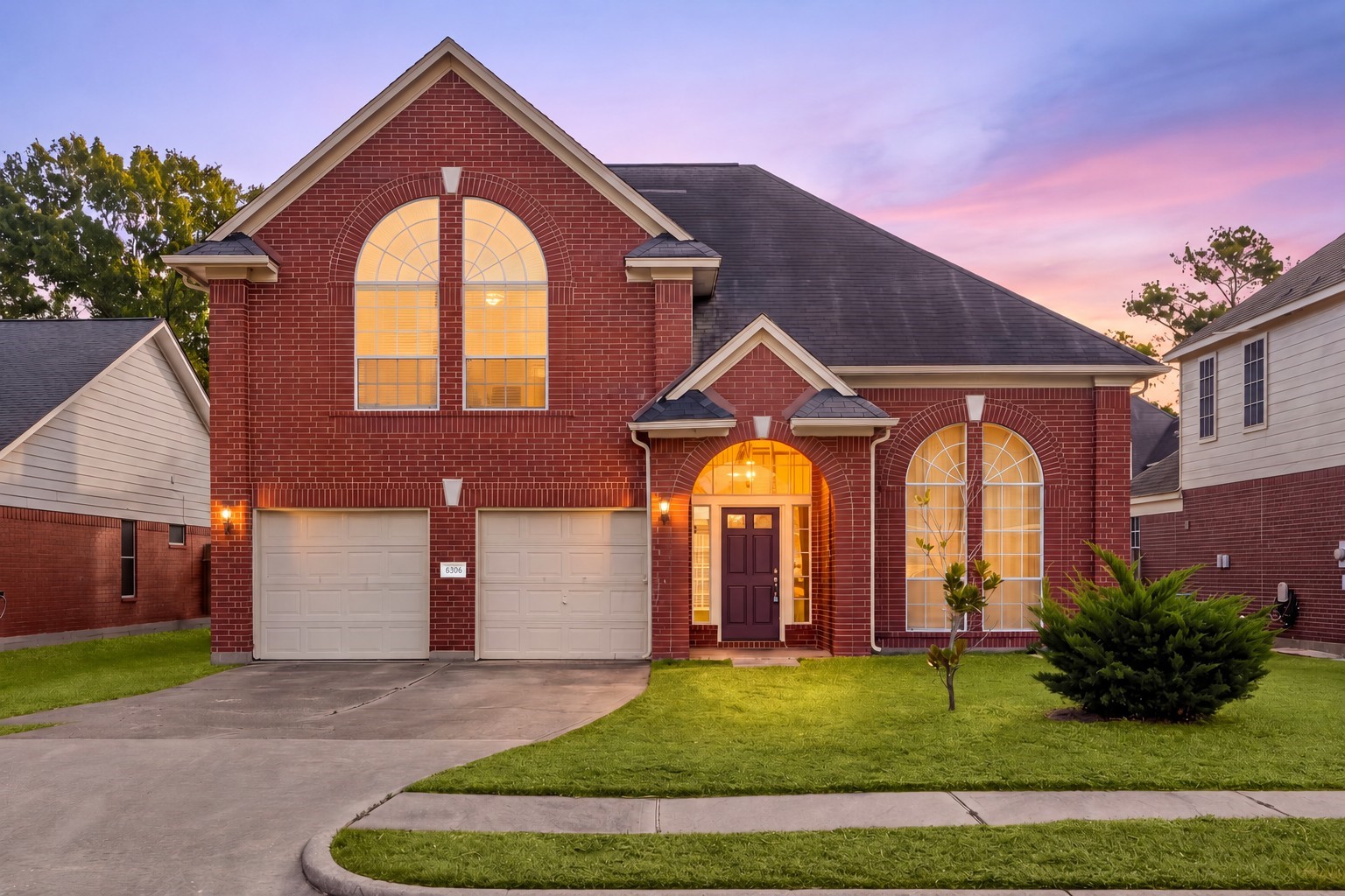 Thank you for viewing our listing. We'd love to show you this home! Call us today to schedule your private showing.