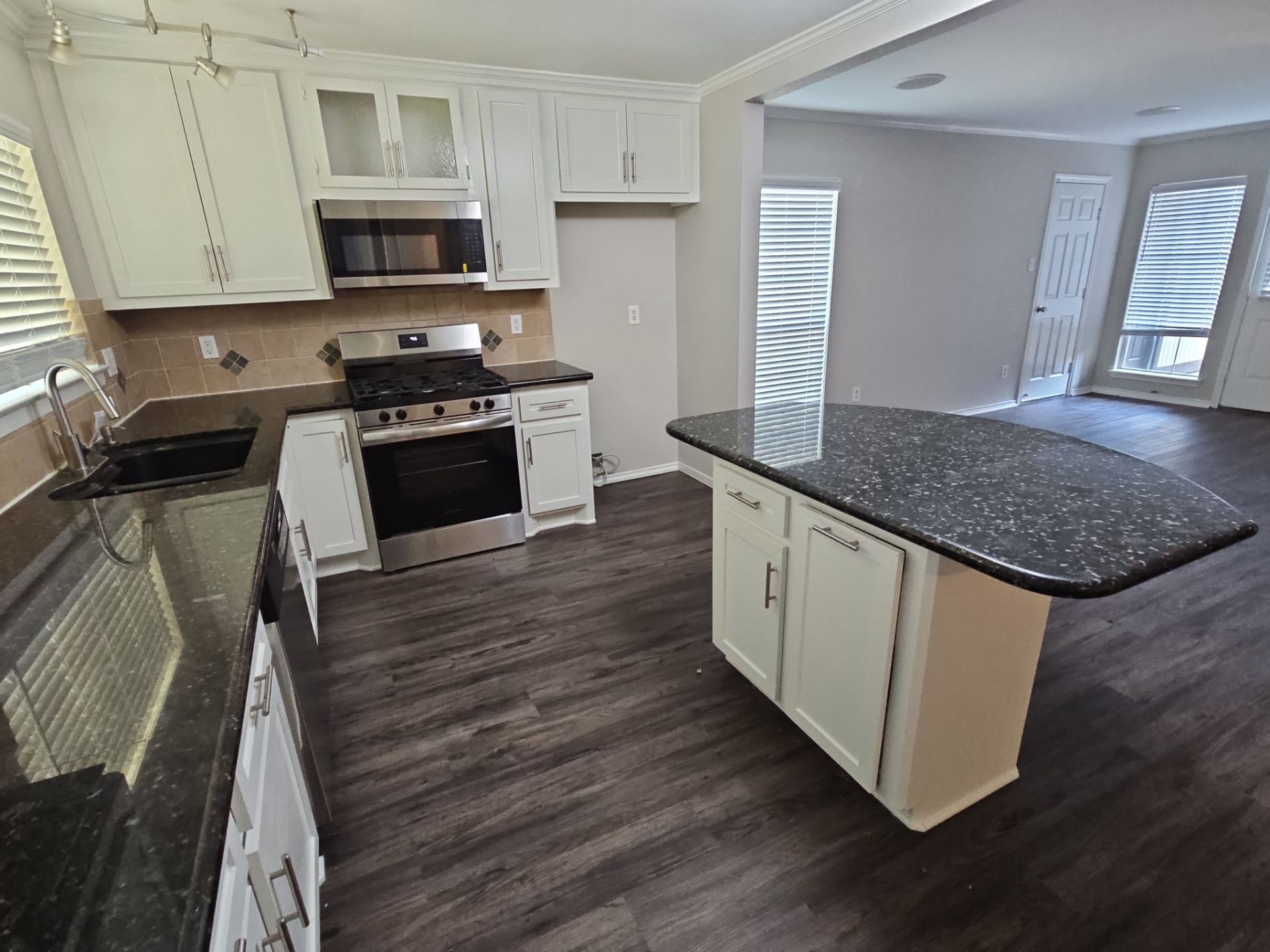 16 Night Hawk Place, The Woodlands, TX 77380