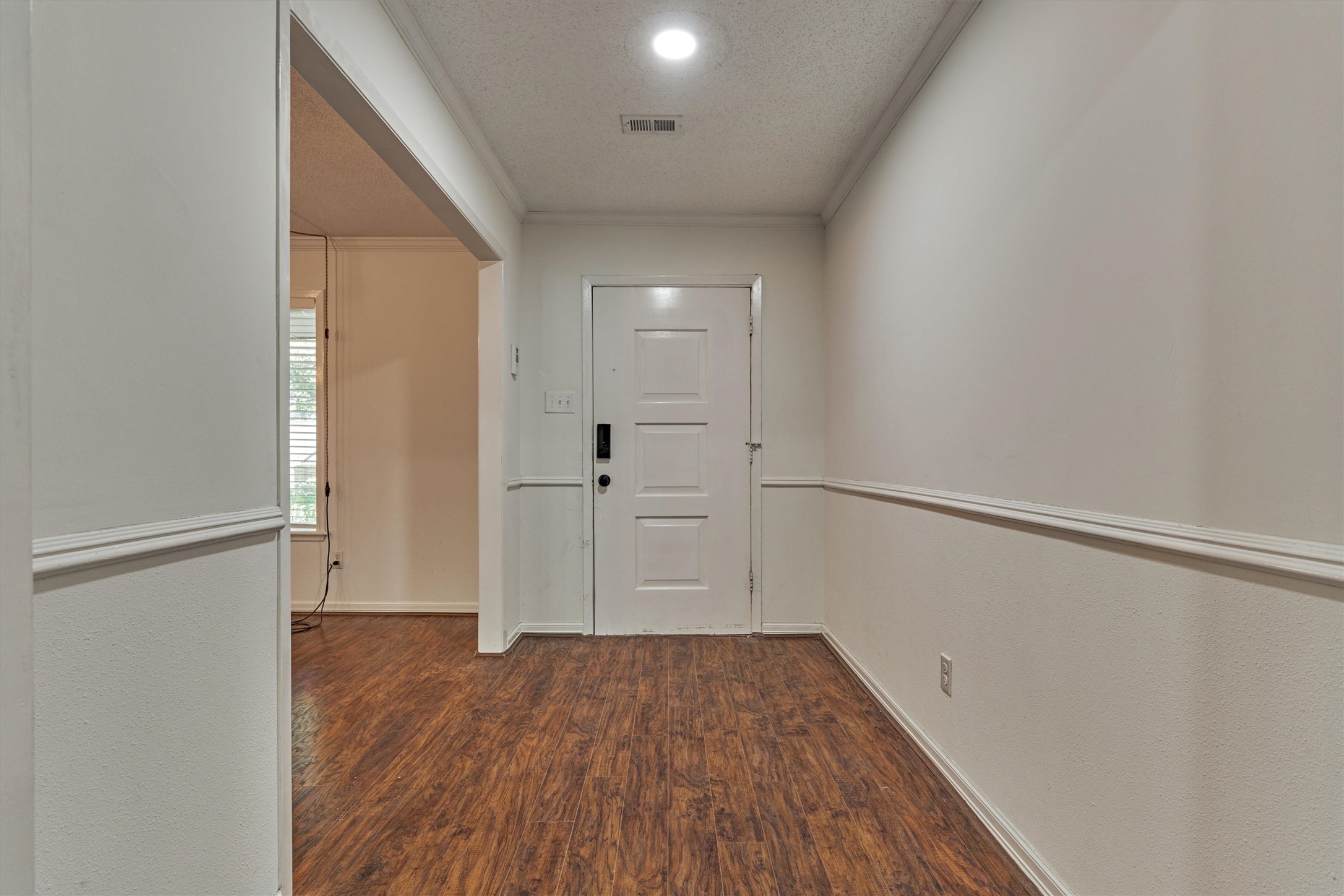 402 Shadywood Circle, Conroe, TX 77304