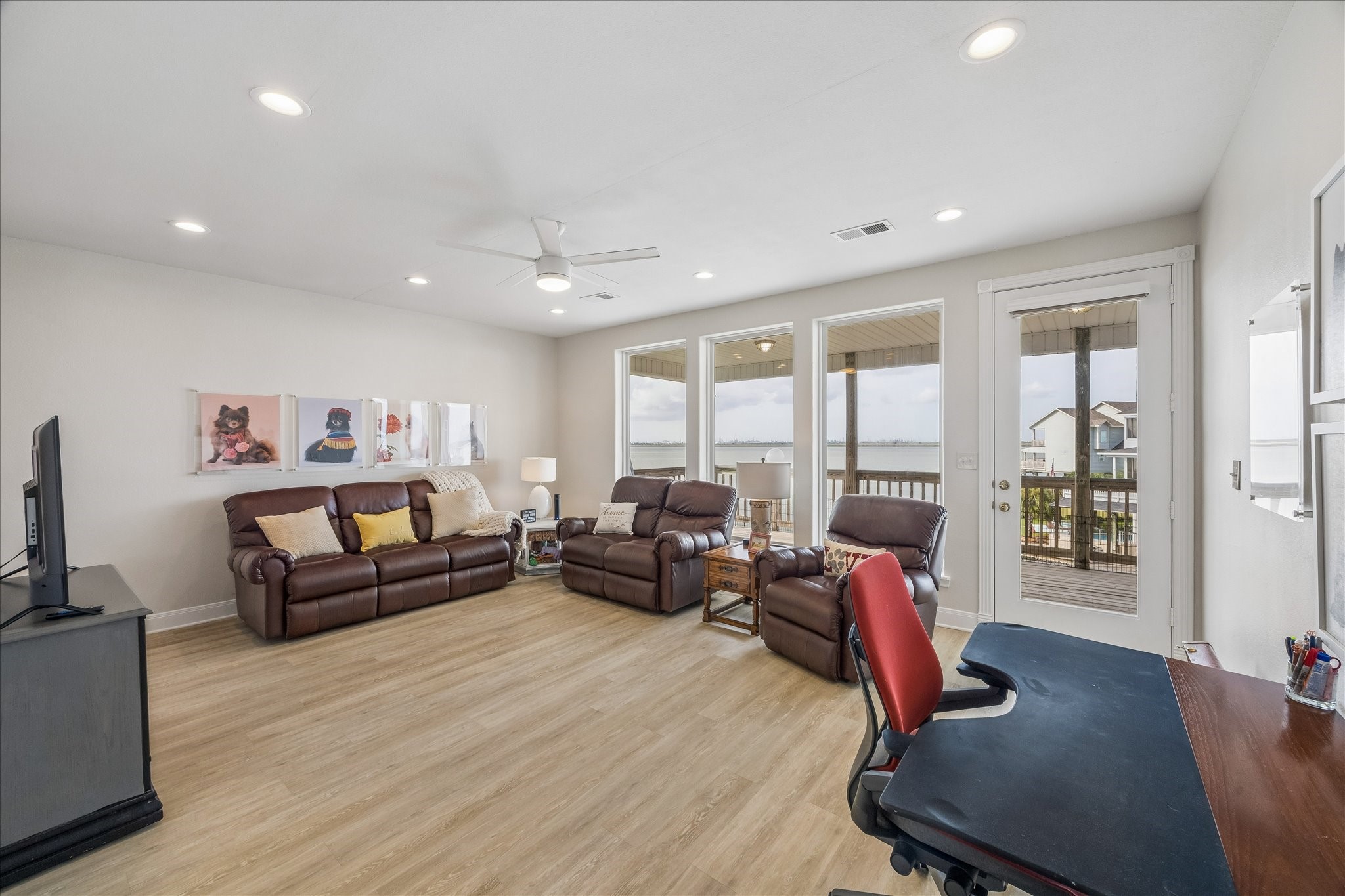 2nd Primary Bedroom on third level offers a very large walk in closet & balcony access overlooking Jones Bay. ALL bedrooms are very spacious.
