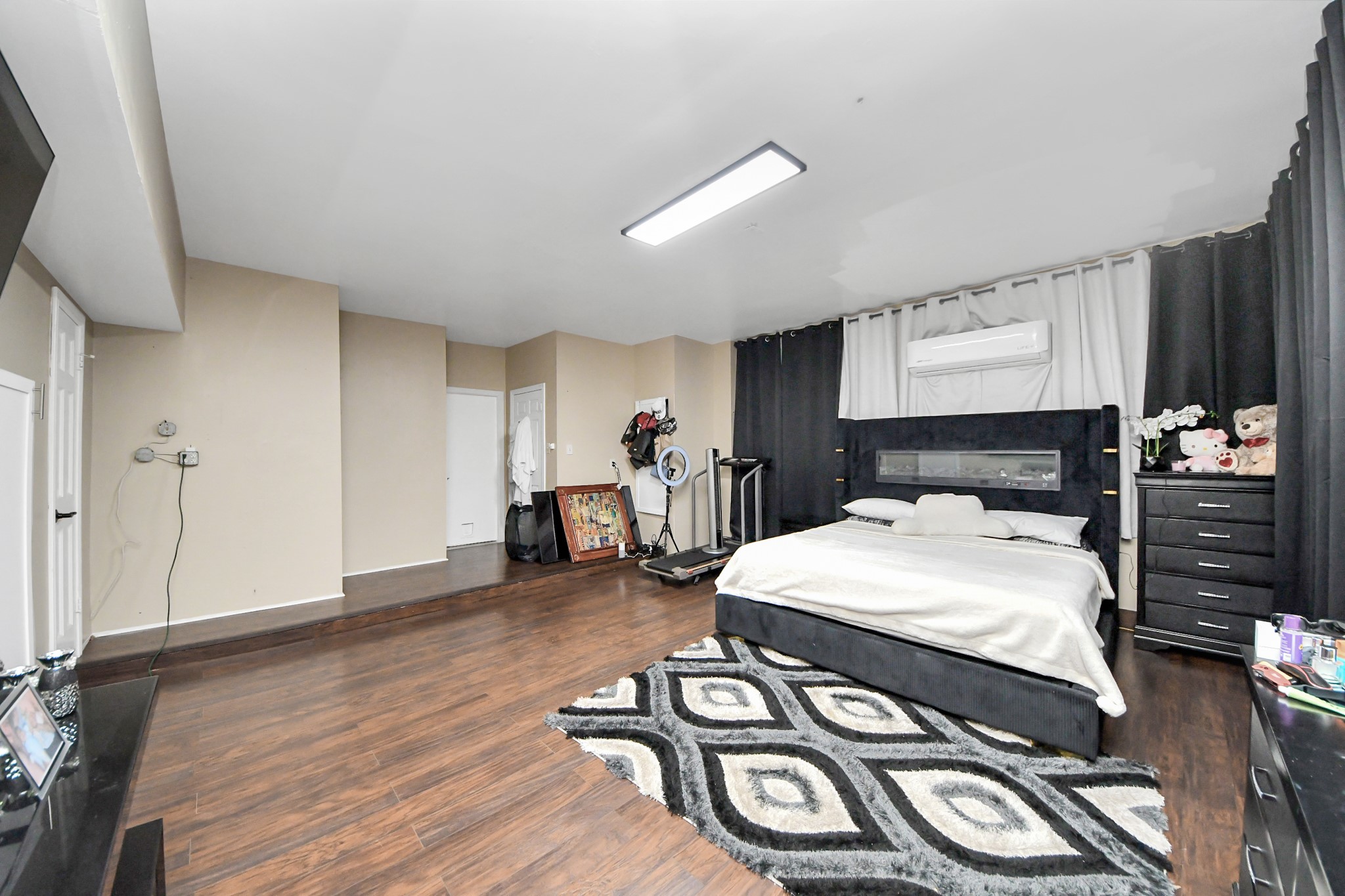 3002 Ashford Oak Drive, Houston, TX 77082
