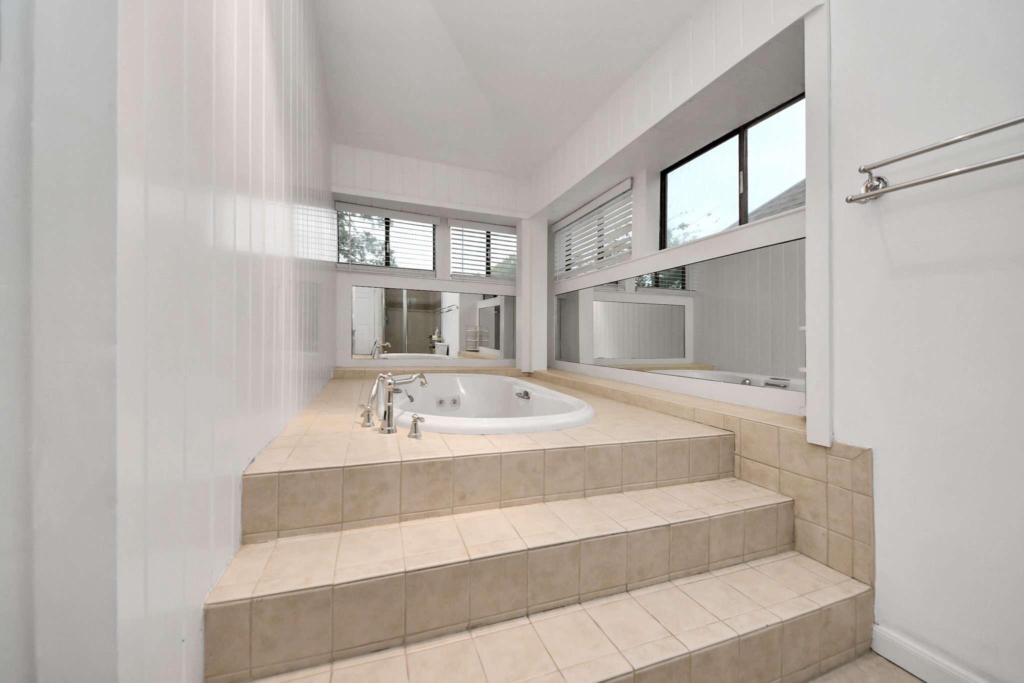 3002 Ashford Oak Drive, Houston, TX 77082
