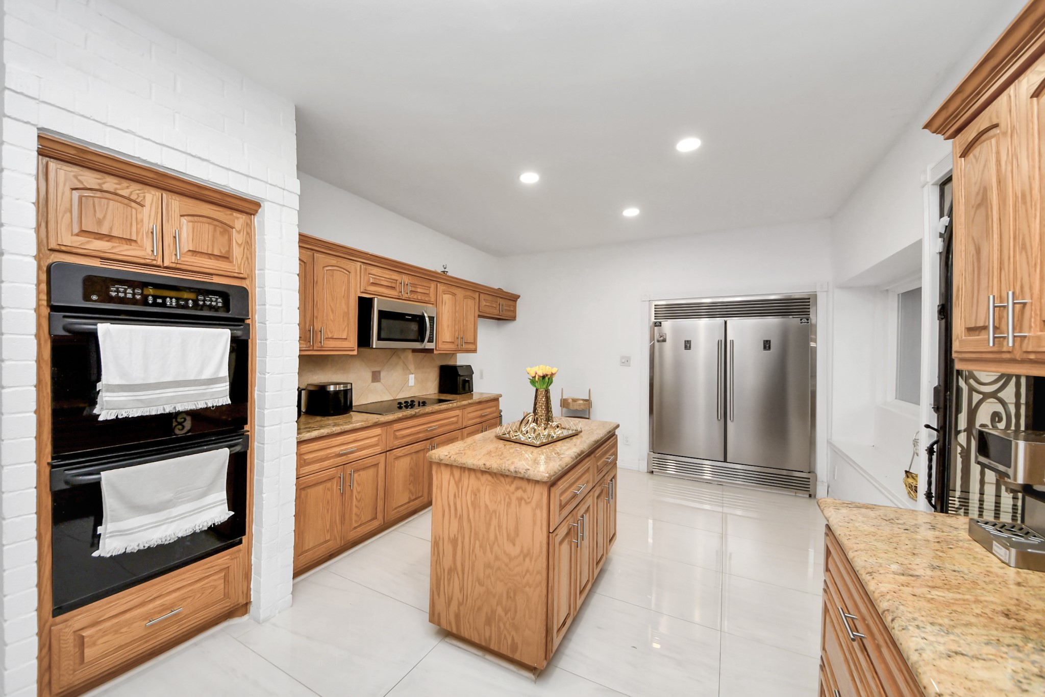 3002 Ashford Oak Drive, Houston, TX 77082