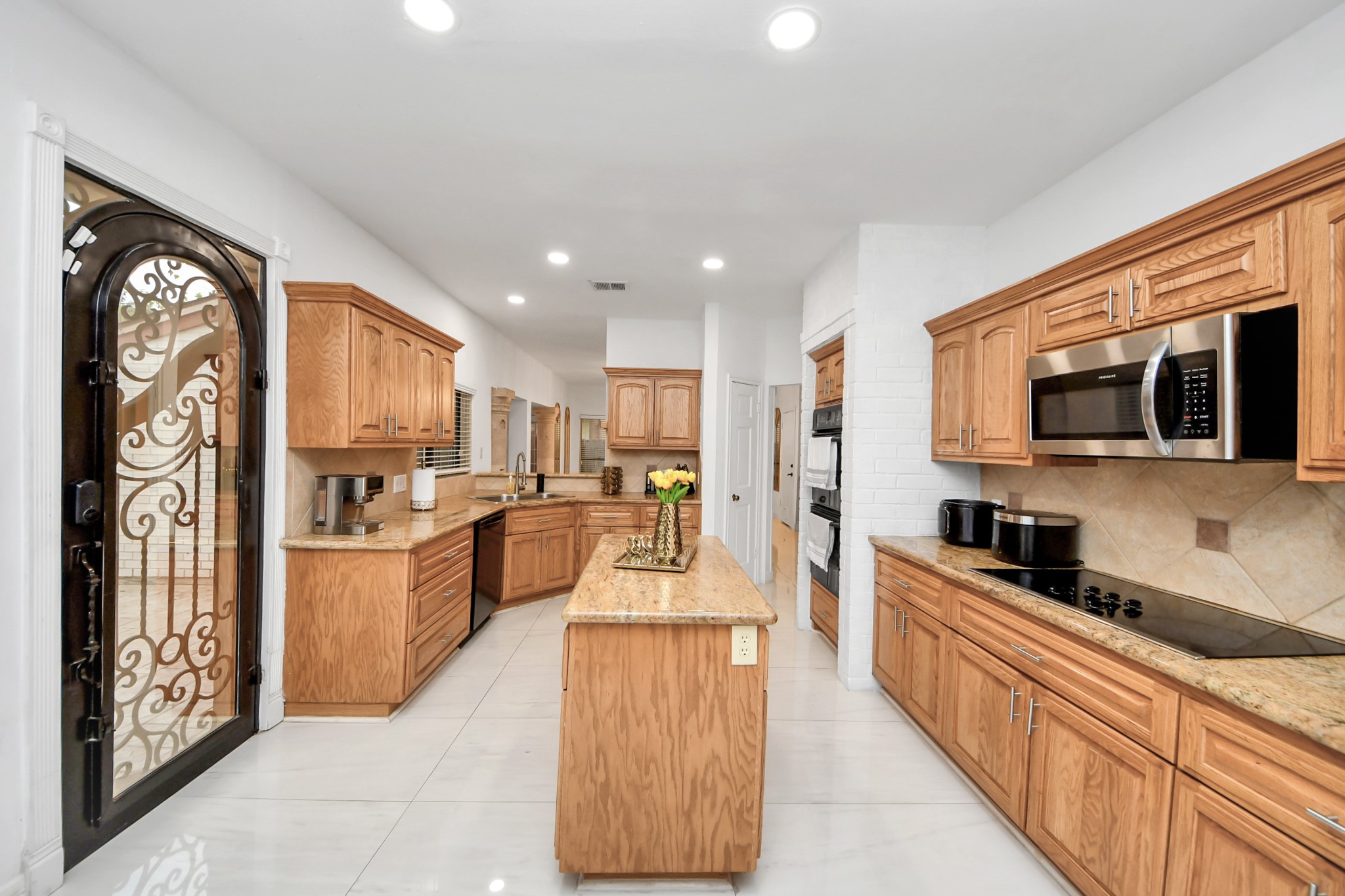 3002 Ashford Oak Drive, Houston, TX 77082