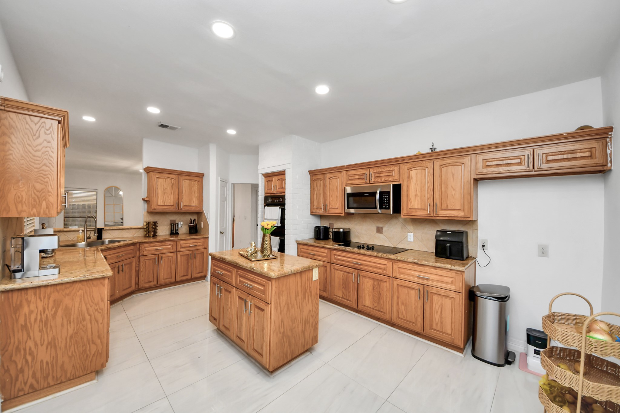 3002 Ashford Oak Drive, Houston, TX 77082