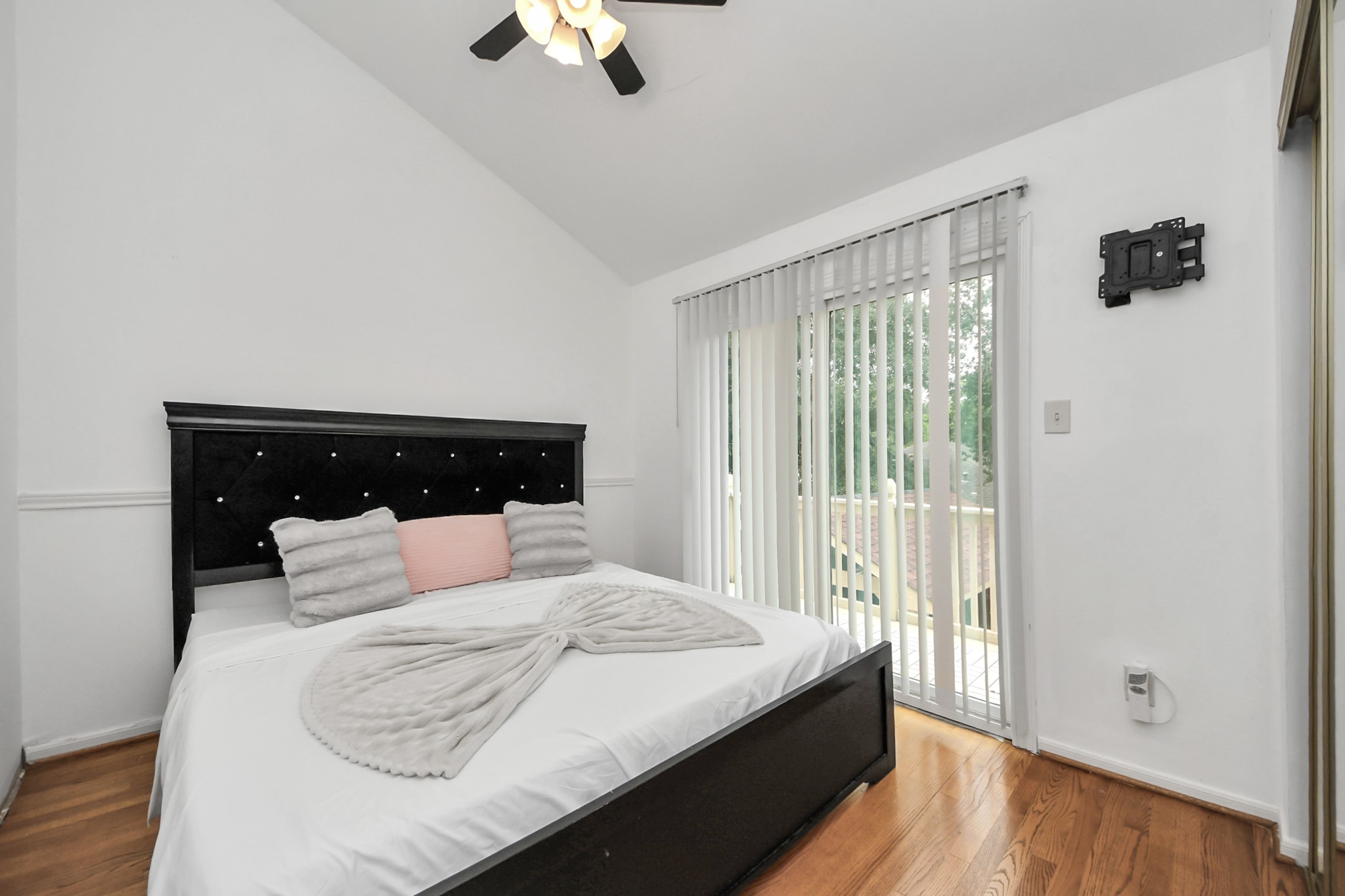 3002 Ashford Oak Drive, Houston, TX 77082