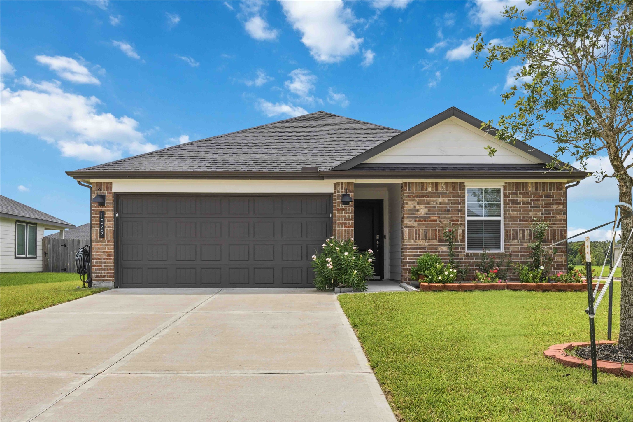 1029 Great Barracuda Lane, Alvin Texas 77511