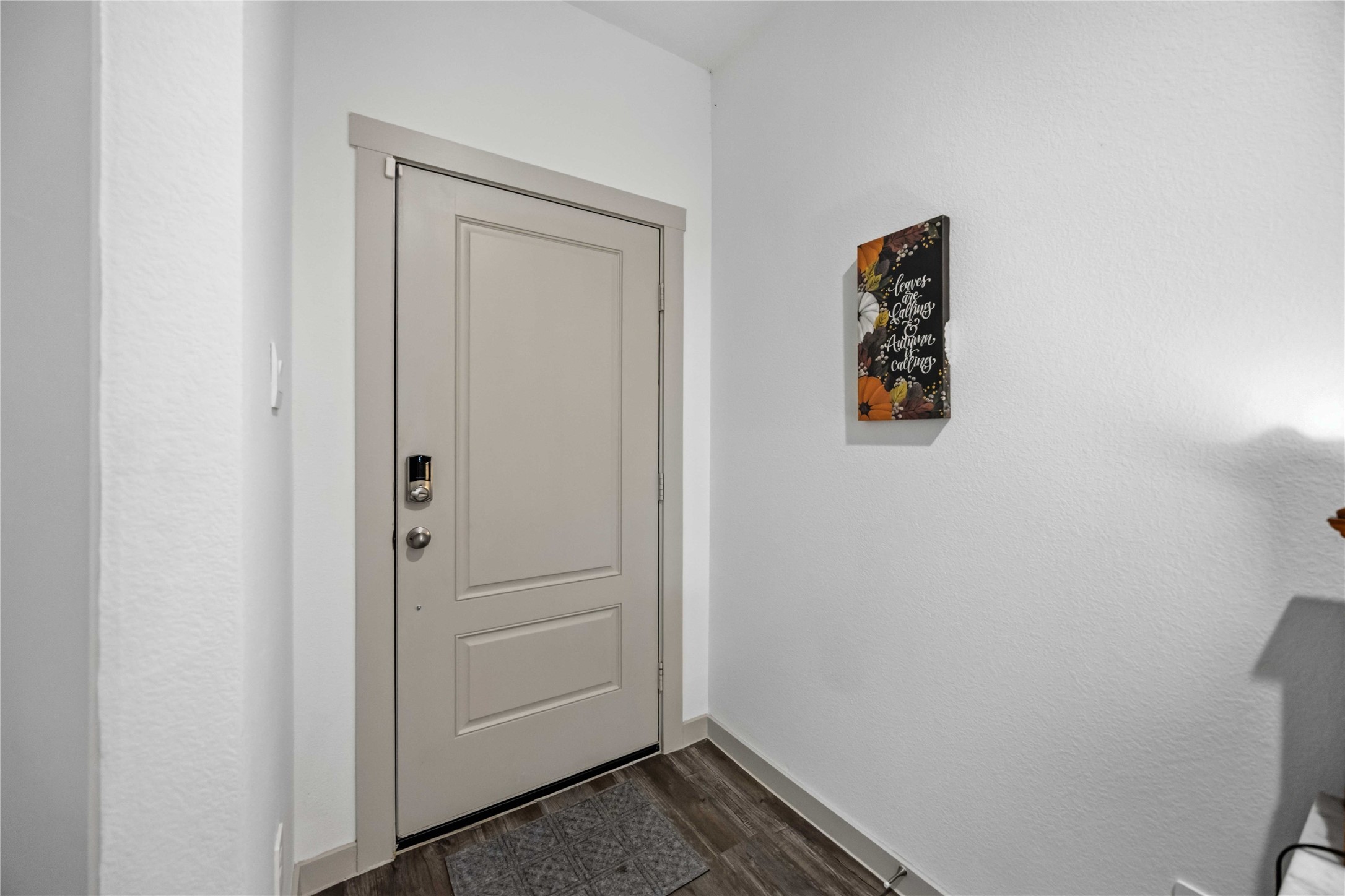 The home doesn't even look lived in.  From the entryway to the backdoor - this home is ready for you.