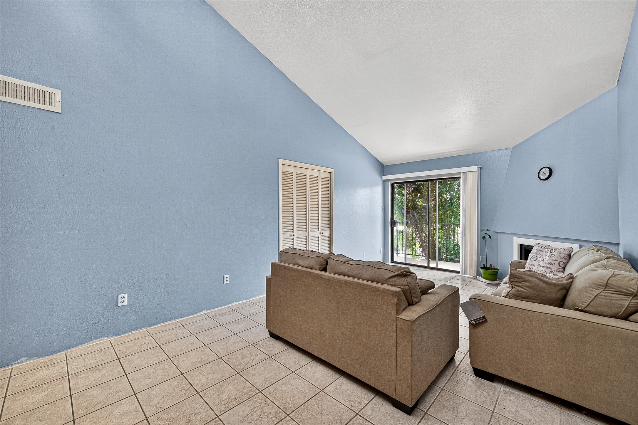 10075 Westpark Drive, #73, Houston, TX 77042