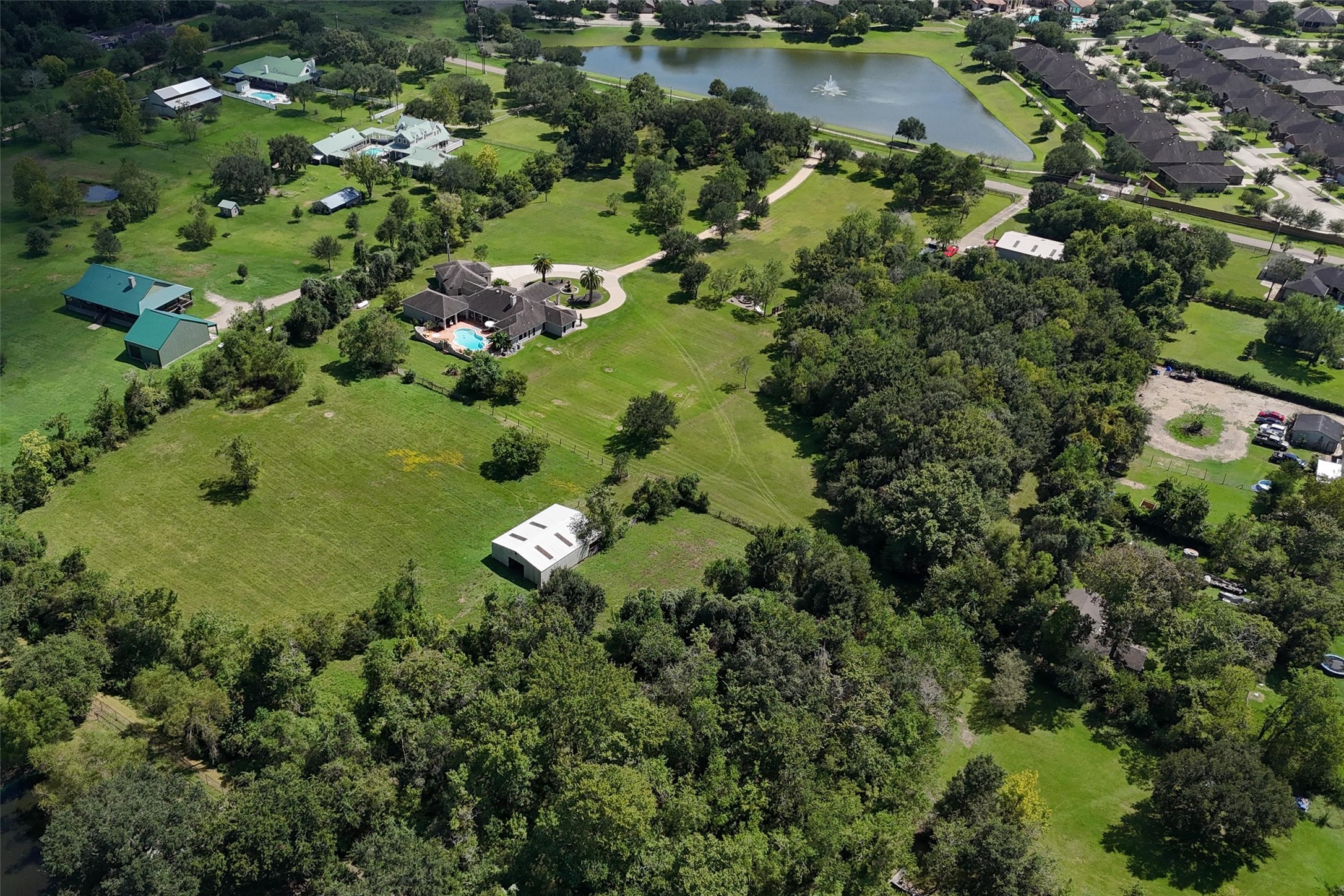 10 acres of prime real estate + 3000 sq ft shop with its own private entrance!