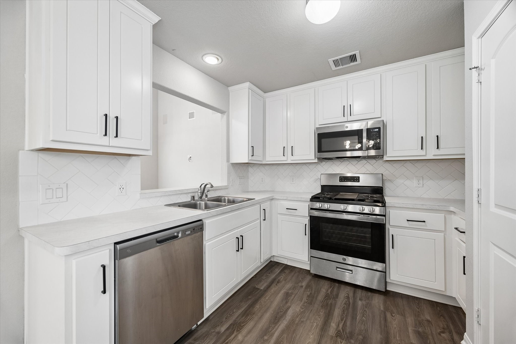 14144 Kamilia Road, Conroe, TX 77306