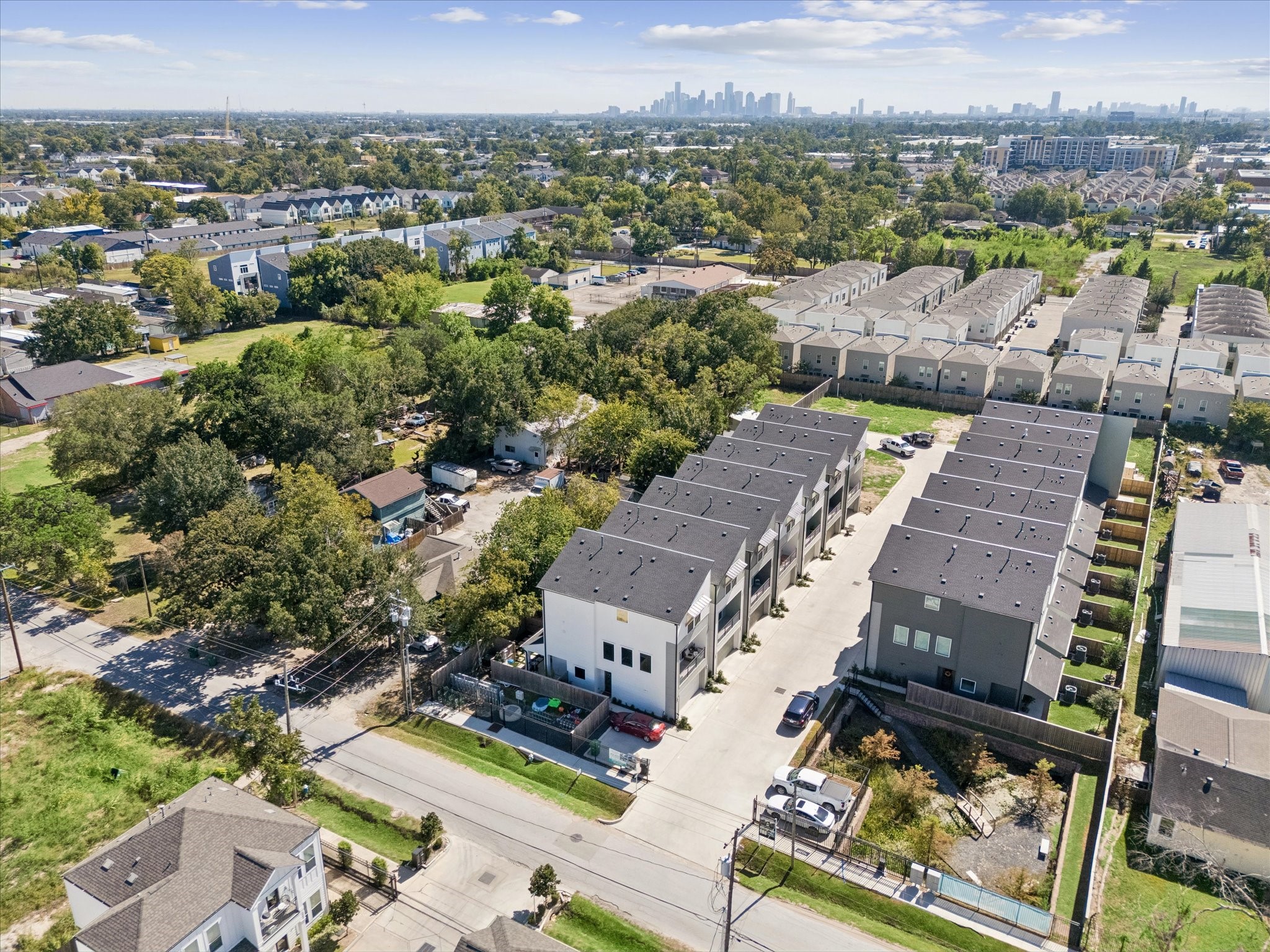 4711 Moving Meadows, Houston, TX 77018