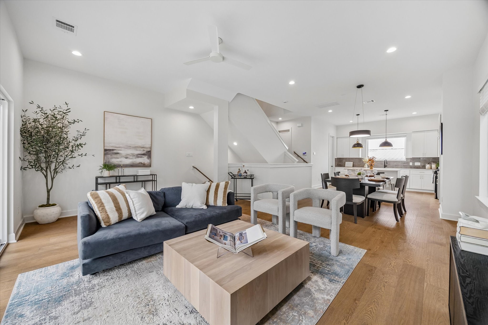 4711 Moving Meadows, Houston, TX 77018