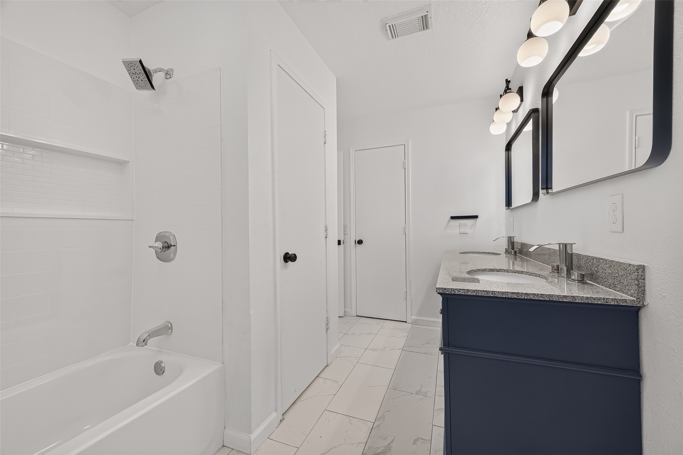 13430 Eldridge Villa Street, Sugar Land, TX 77498