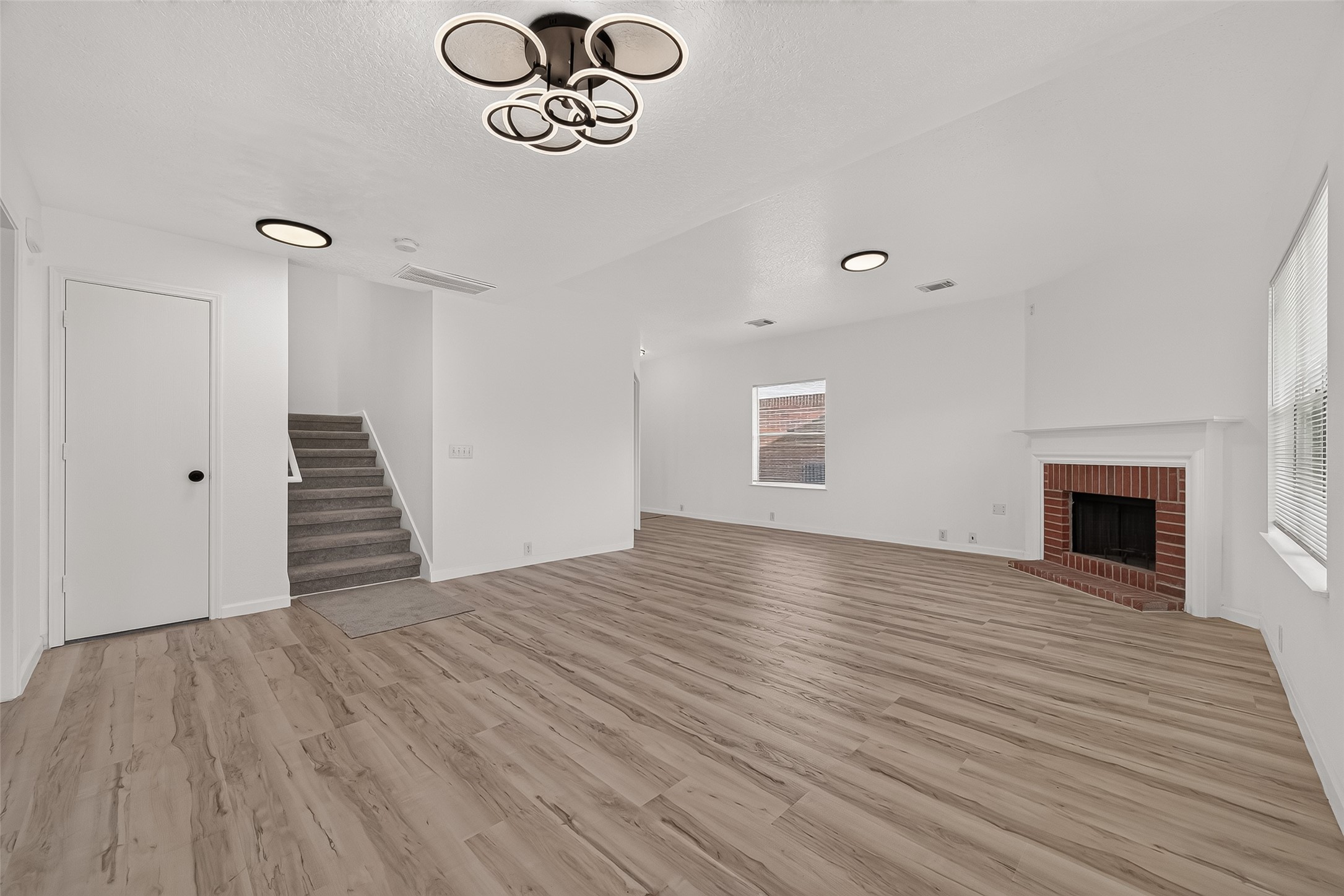 13430 Eldridge Villa Street, Sugar Land, TX 77498