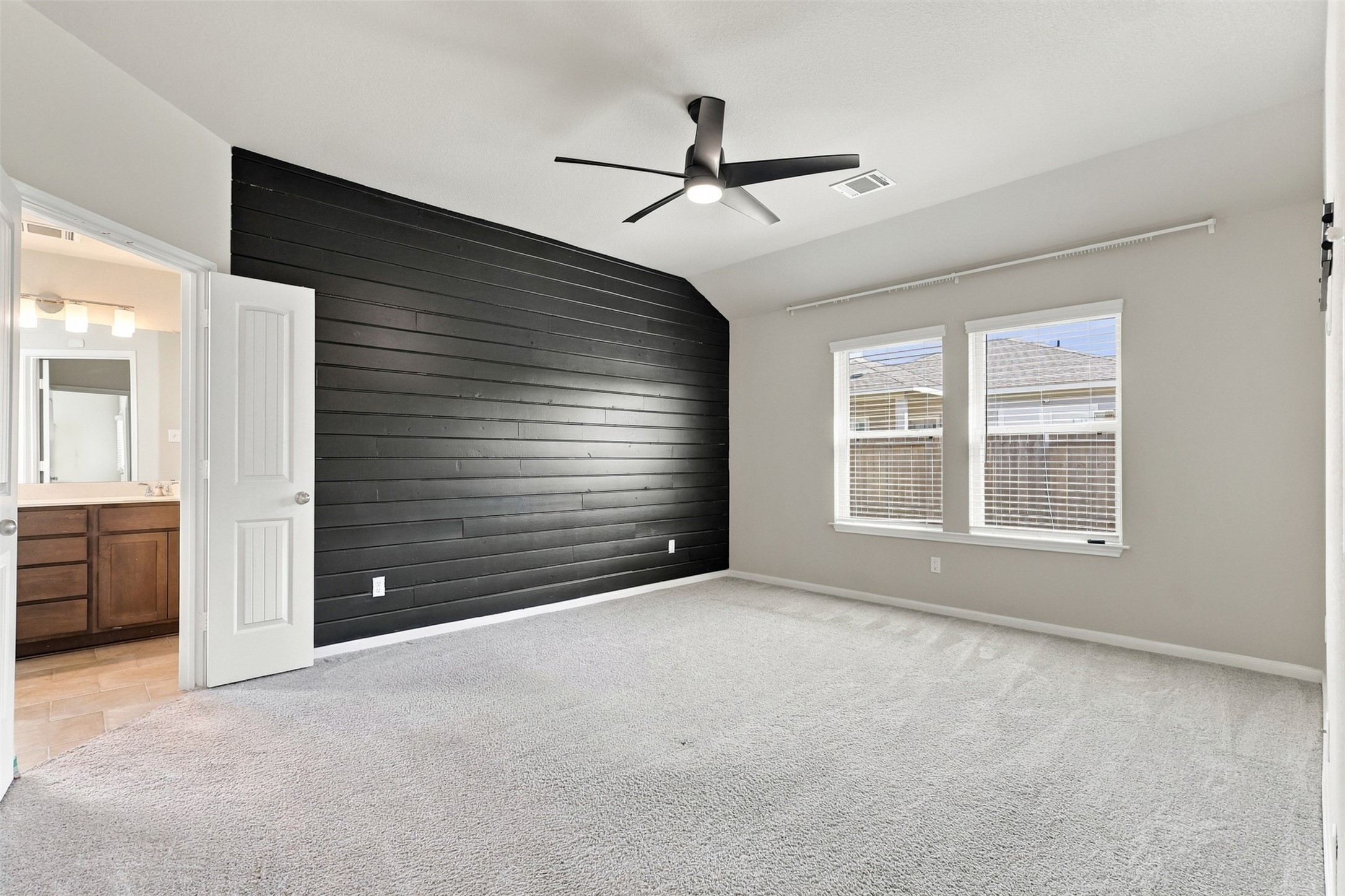 7239 Canoga Drive, Rosharon, TX 77583