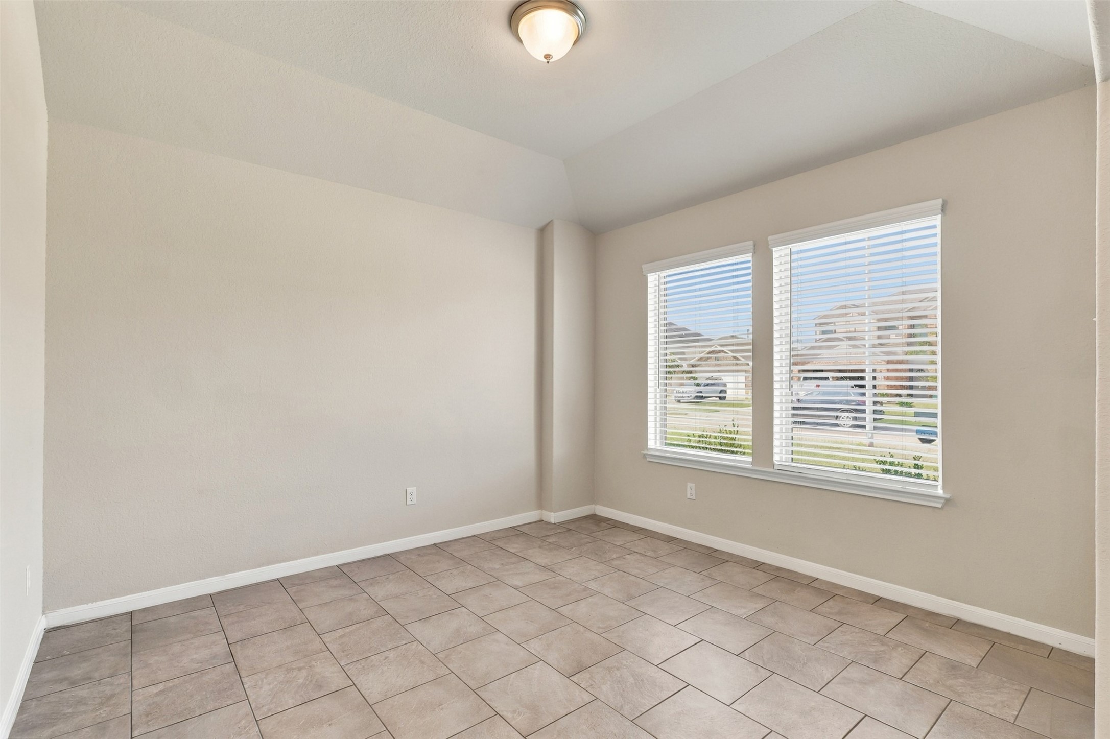 7239 Canoga Drive, Rosharon, TX 77583 7239 Canoga Drive, Rosharon, TX 77583