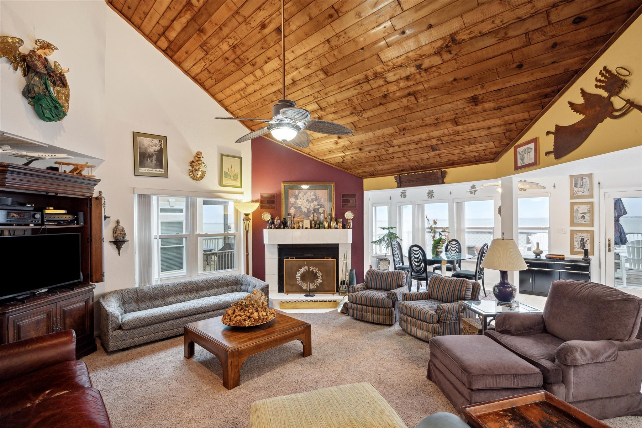251 Isles End Road, Tiki Island, TX 77554 251 Isles End Road, Tiki Island, TX 77554
