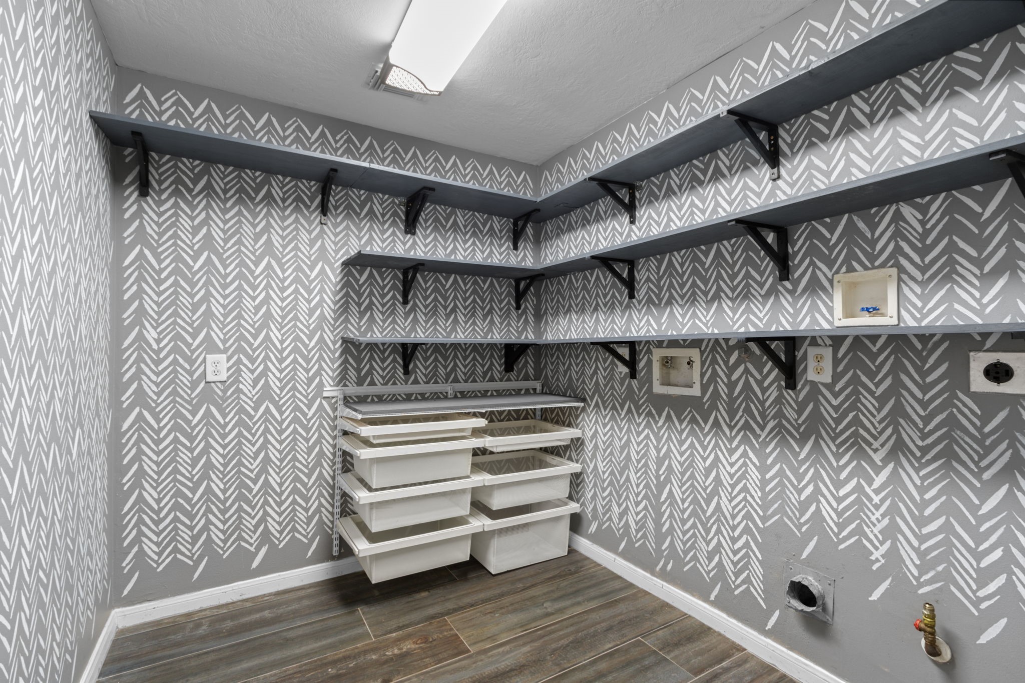 Large utility room