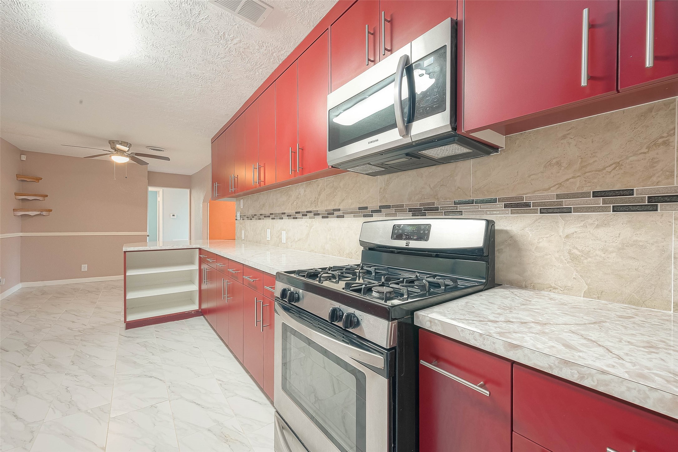 7022 Triola Lane, Houston, TX 77074