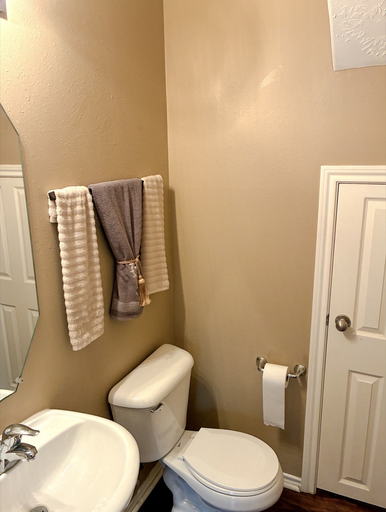 13119 Peppergate Lane, Houston, TX 77044