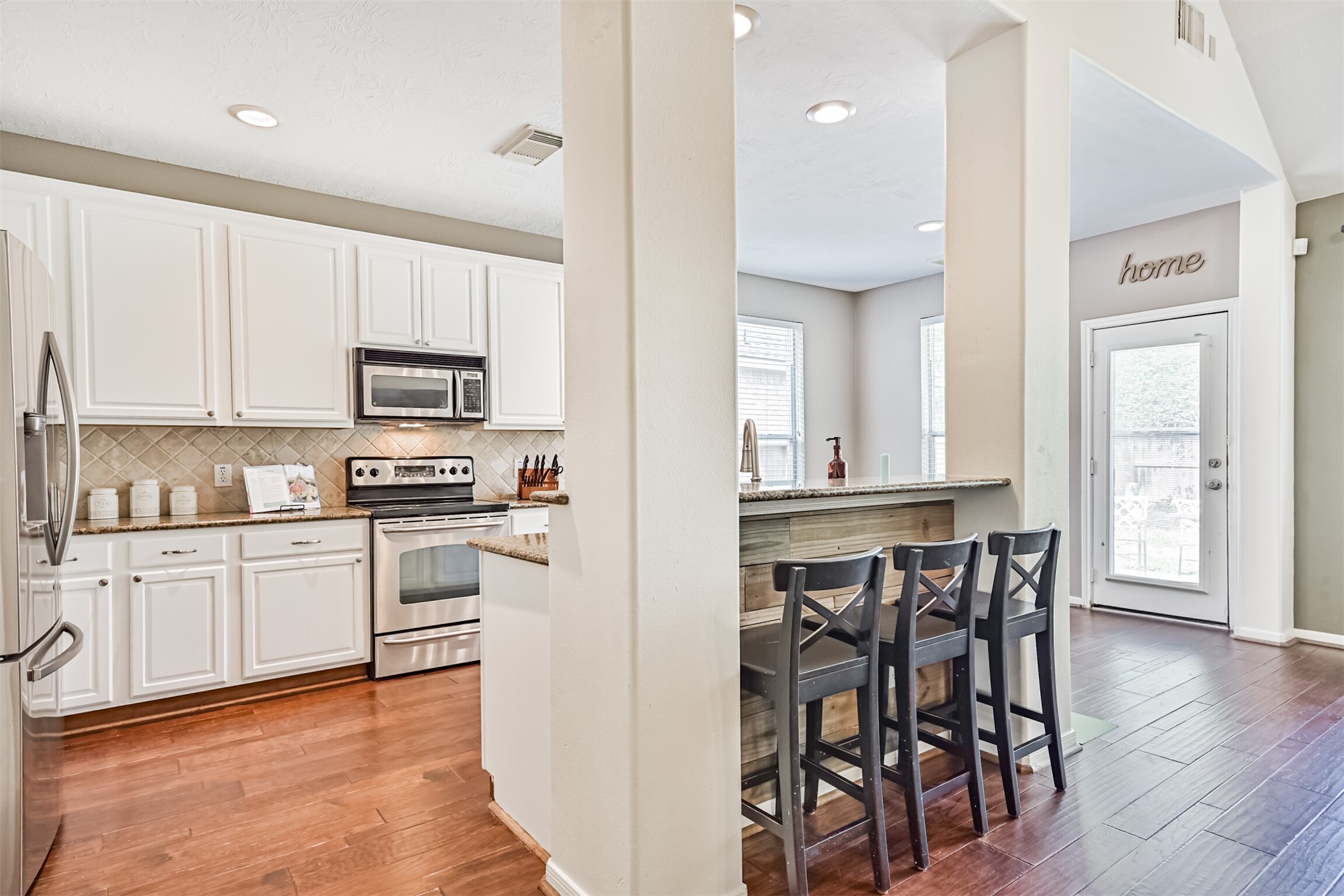 12527 Saratoga Woods Lane, Humble, TX 77346