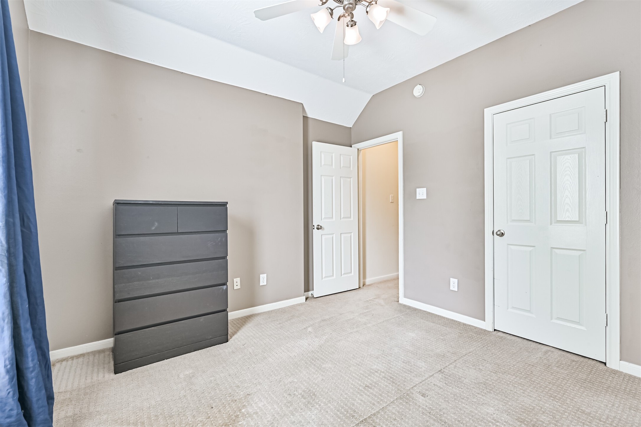 12527 Saratoga Woods Lane, Humble, TX 77346