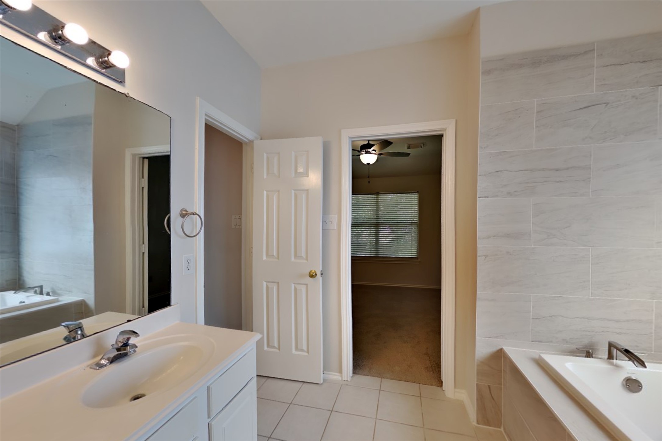 5103 Lockhart Drive, Pearland, TX 77584