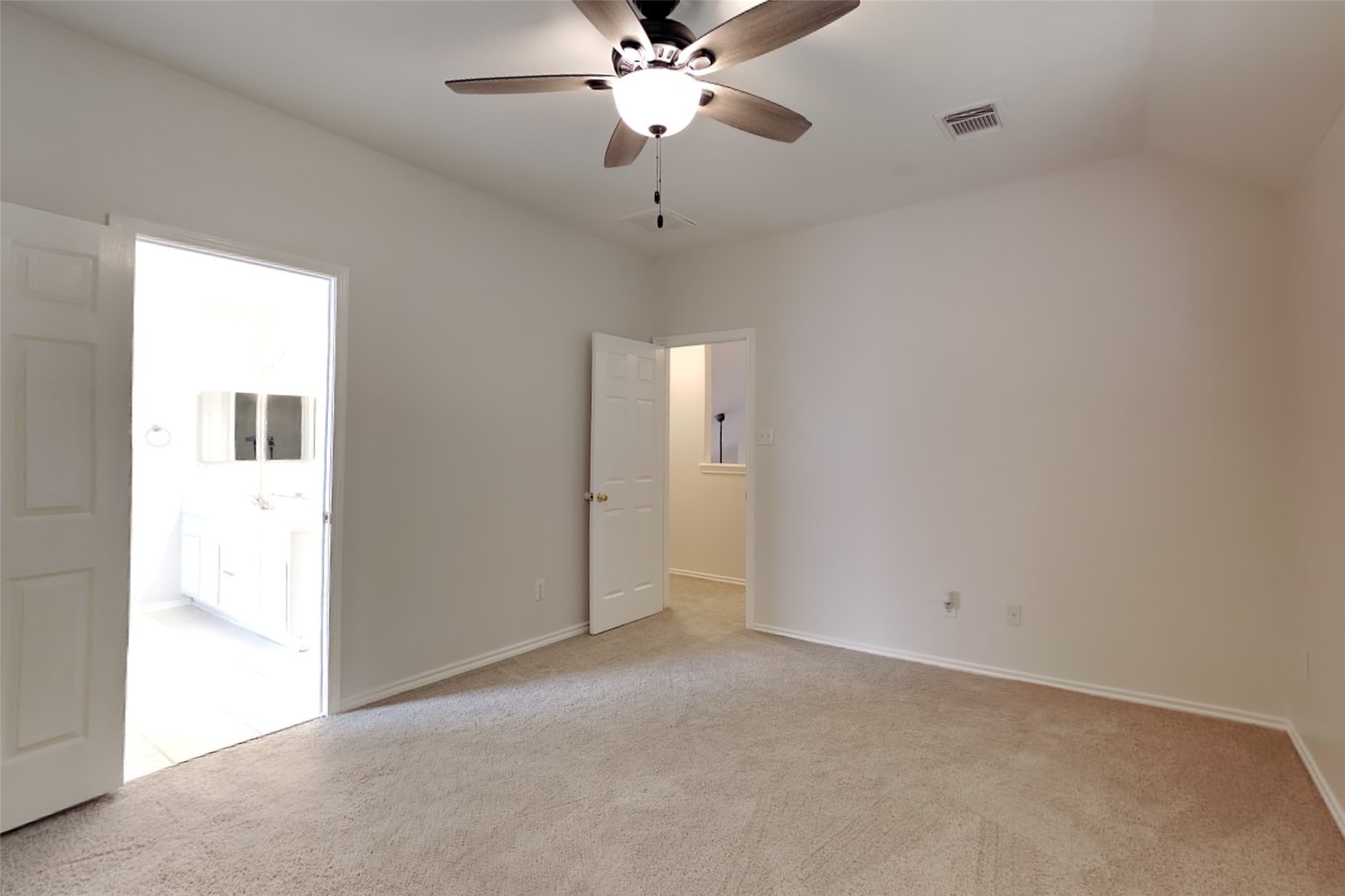 5103 Lockhart Drive, Pearland, TX 77584